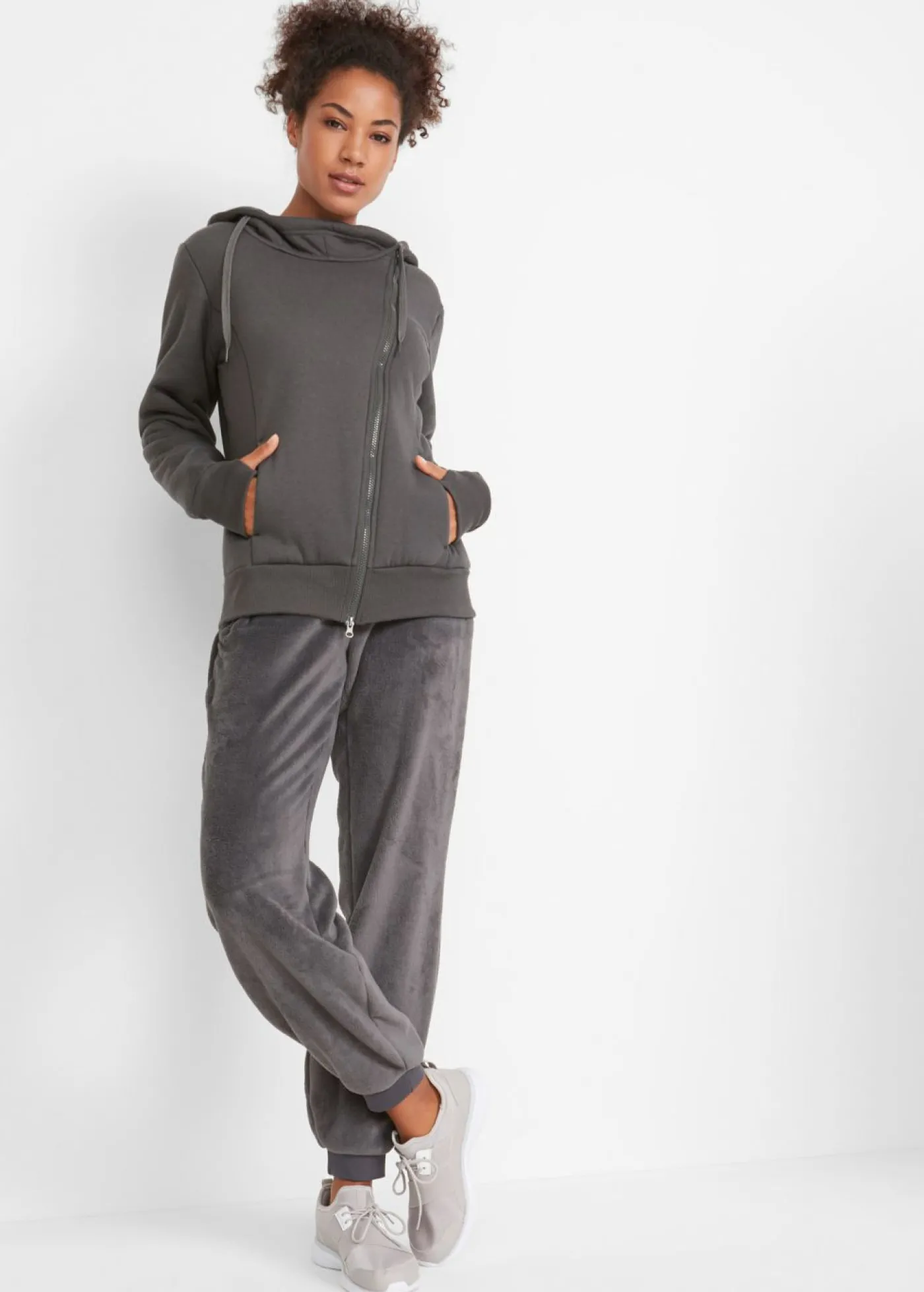 bonprix bonprix Pantalón de chándal con cinturilla cómoda pizarra Clearance