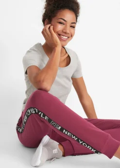 bonprix bonprix Pantalón de chándal con estampado Rojo azalea Clearance
