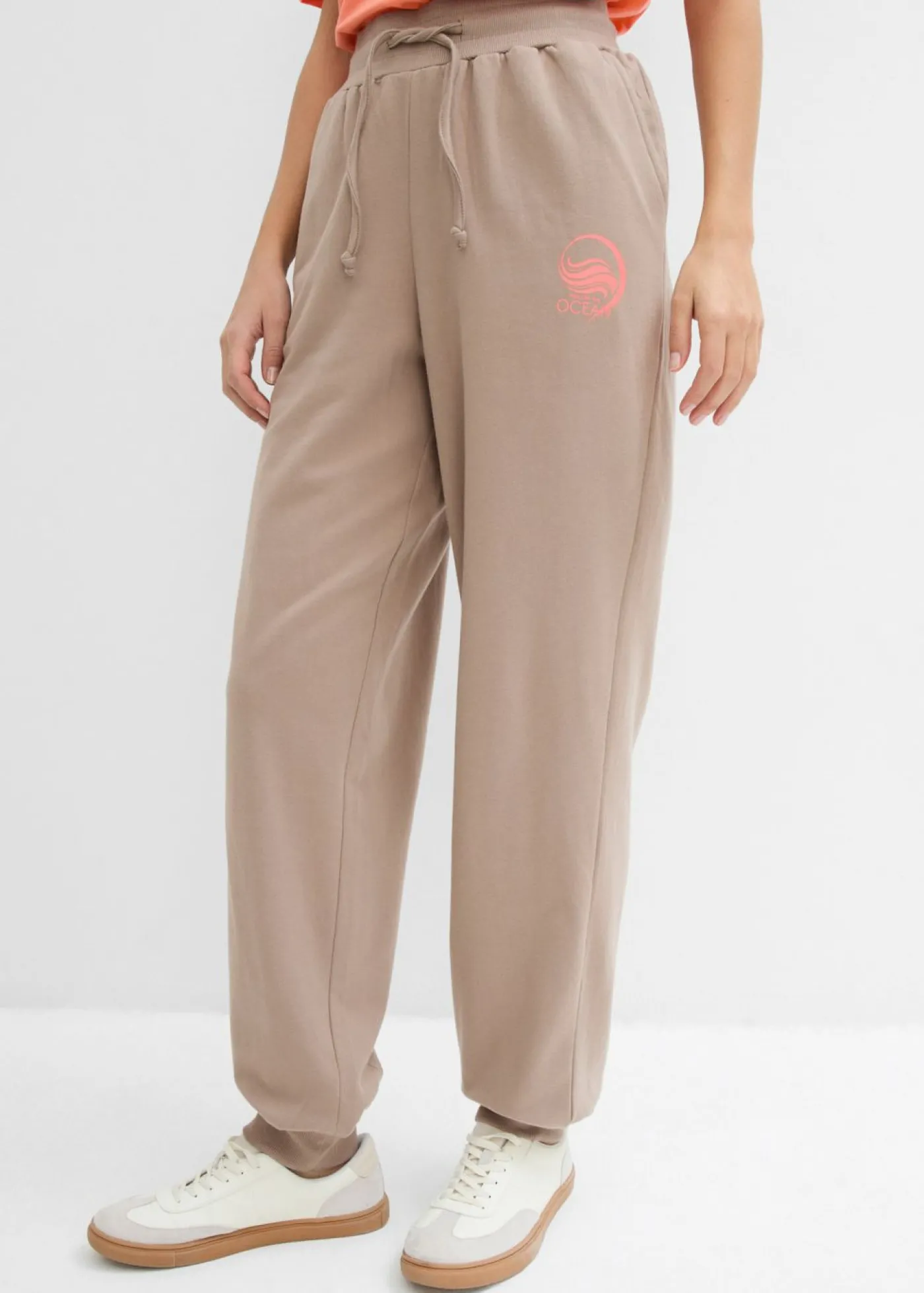 bonprix bonprix Pantalón de chándal de algodón puro marrón grisáceo-salmón Discount