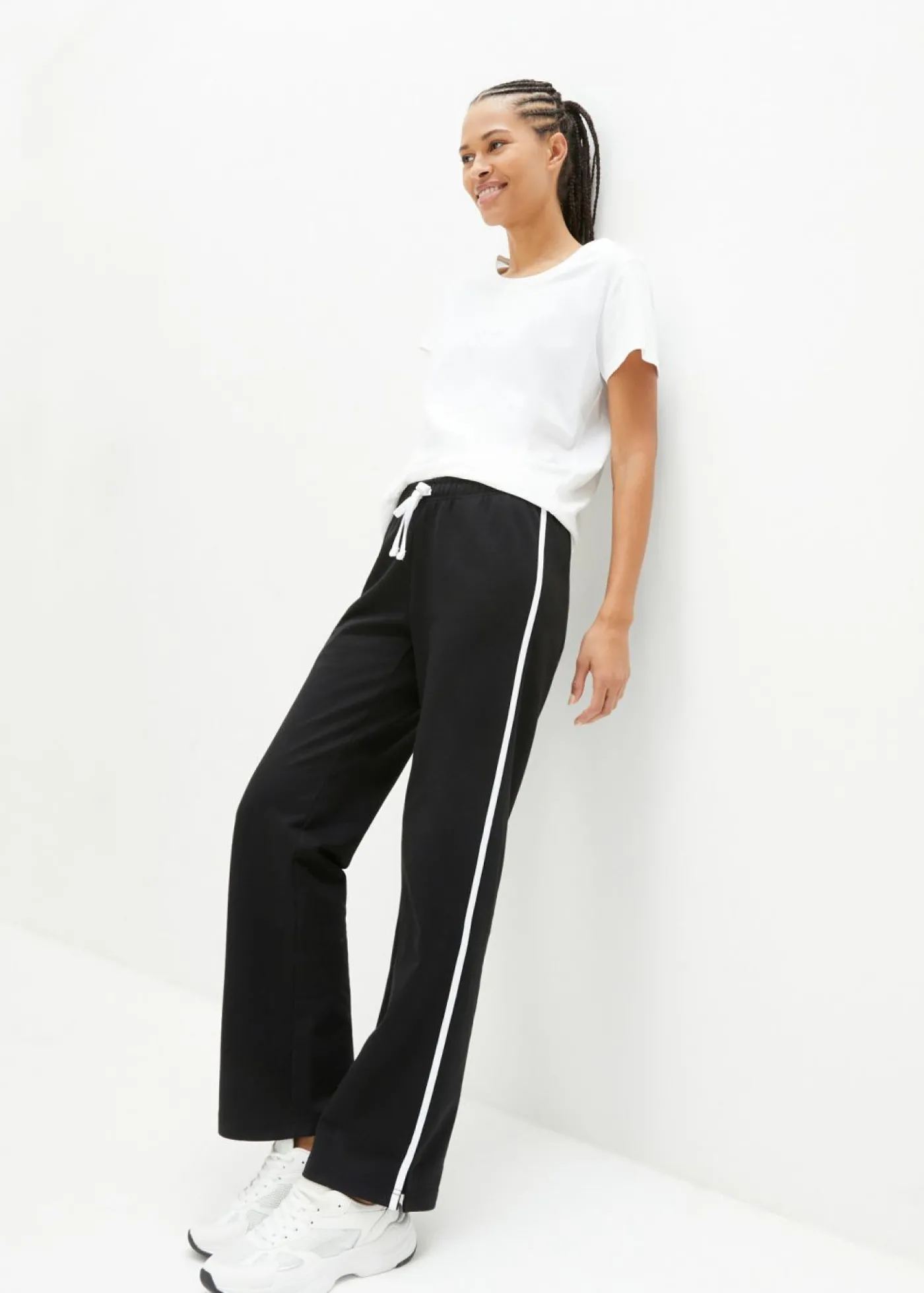 bonprix bonprix Pantalón de chándal de algodón puro (2 unidades) negro con rayas