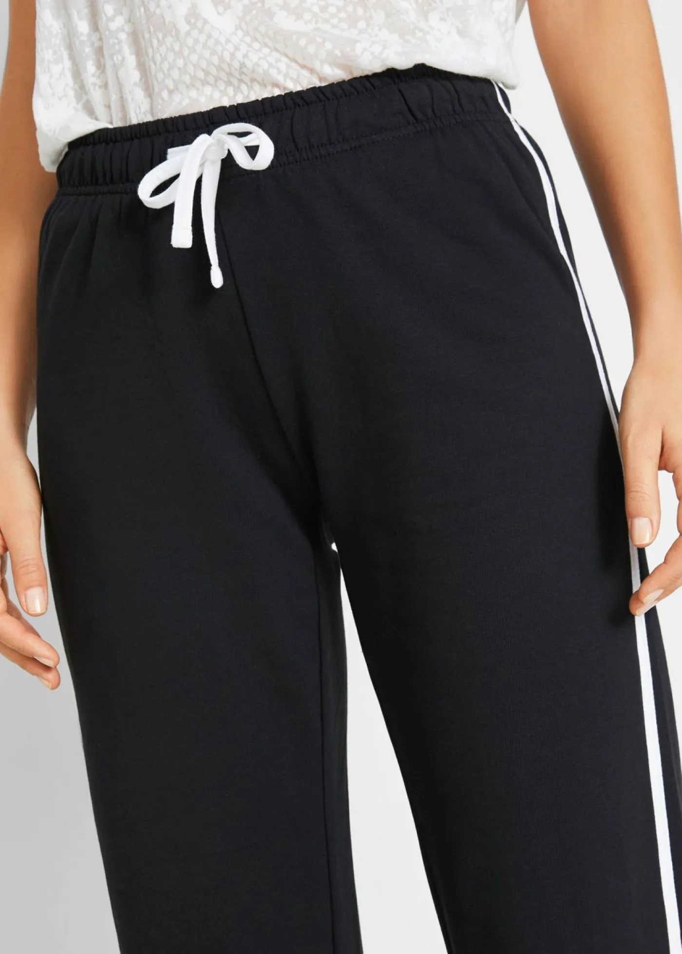bonprix bonprix Pantalón de chándal de algodón puro (2 unidades) negro con rayas