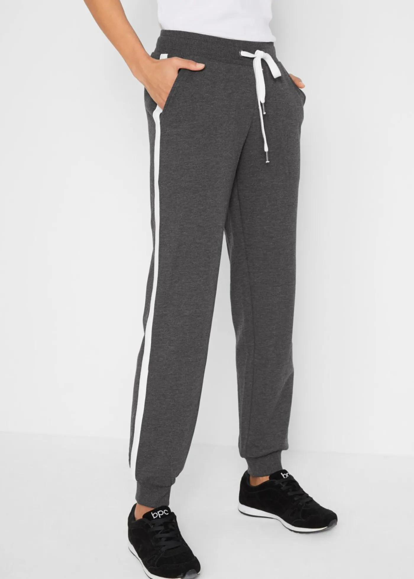 bonprix bonprix Pantalón de chándal de mezcla de algodón negro - blanco moteado Discount