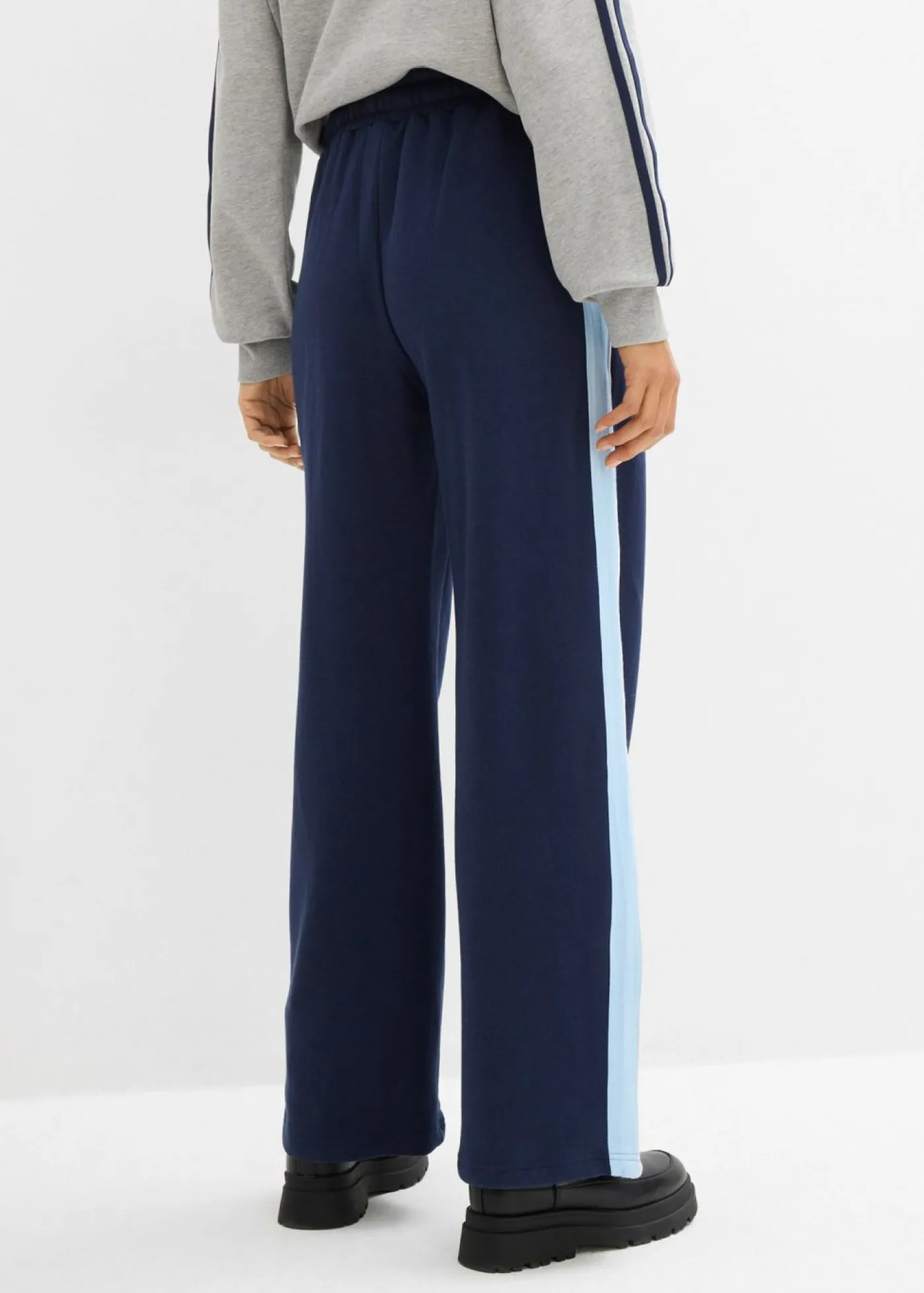 bonprix bonprix Pantalón de chándal de mezcla de algodón Azul marino + azul claro Best