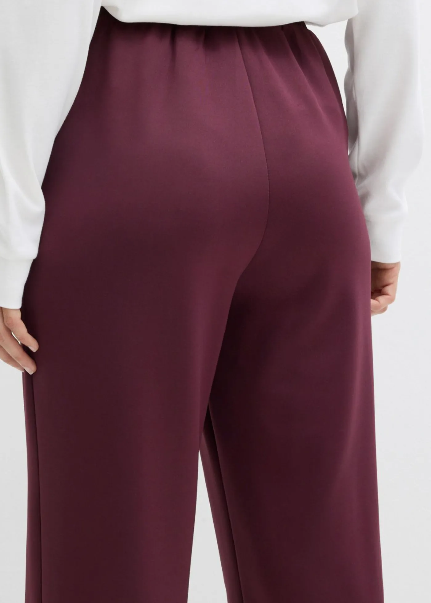 bonprix bonprix Pantalón de chándal de neopreno rojo burdeos Discount