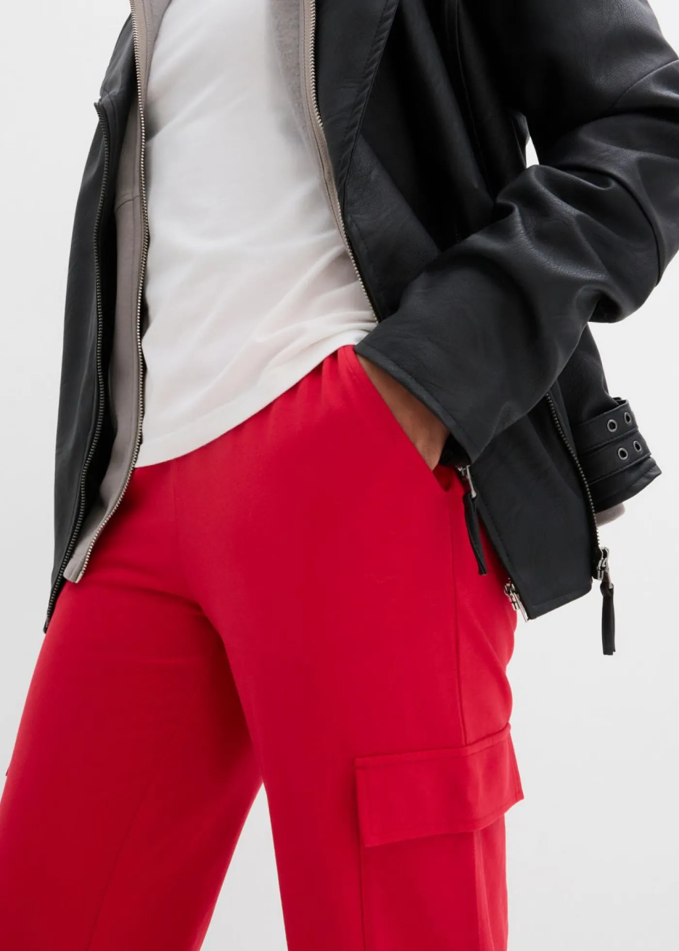 bonprix bonprix Pantalón de chándal en mezcla de algodón elástico Rojo Clearance