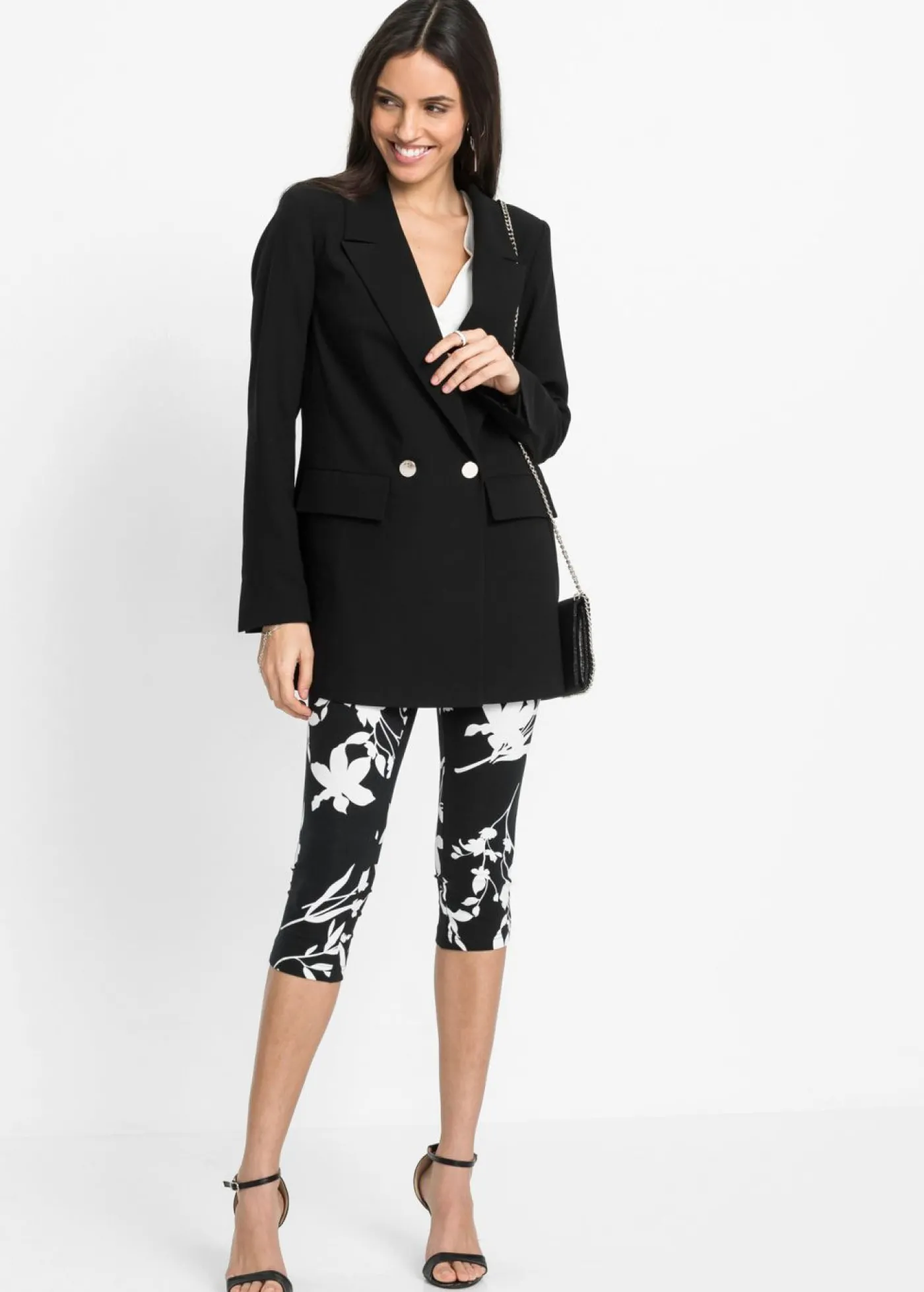 bonprix bonprix Pantalón de corte capri Negro-blanco lana de flores Sale