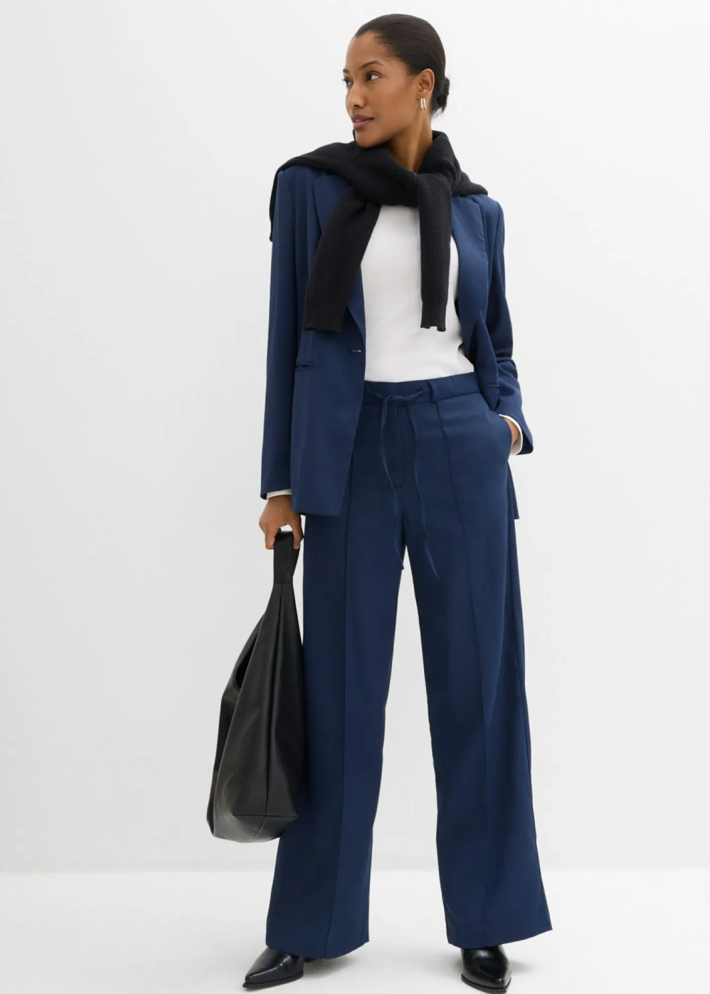 bonprix bonprix Pantalón de corte recto con cintura cómoda Azul marino Outlet