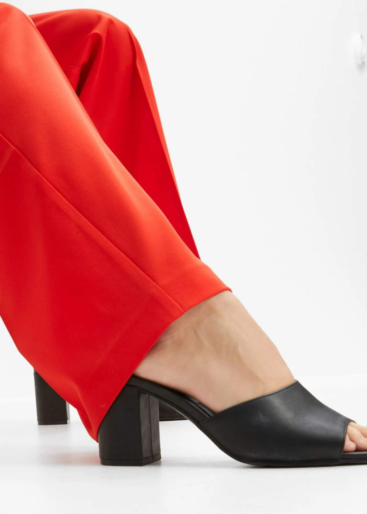 bonprix bonprix Pantalón de lentejuelas de corte holgado fresa Sale