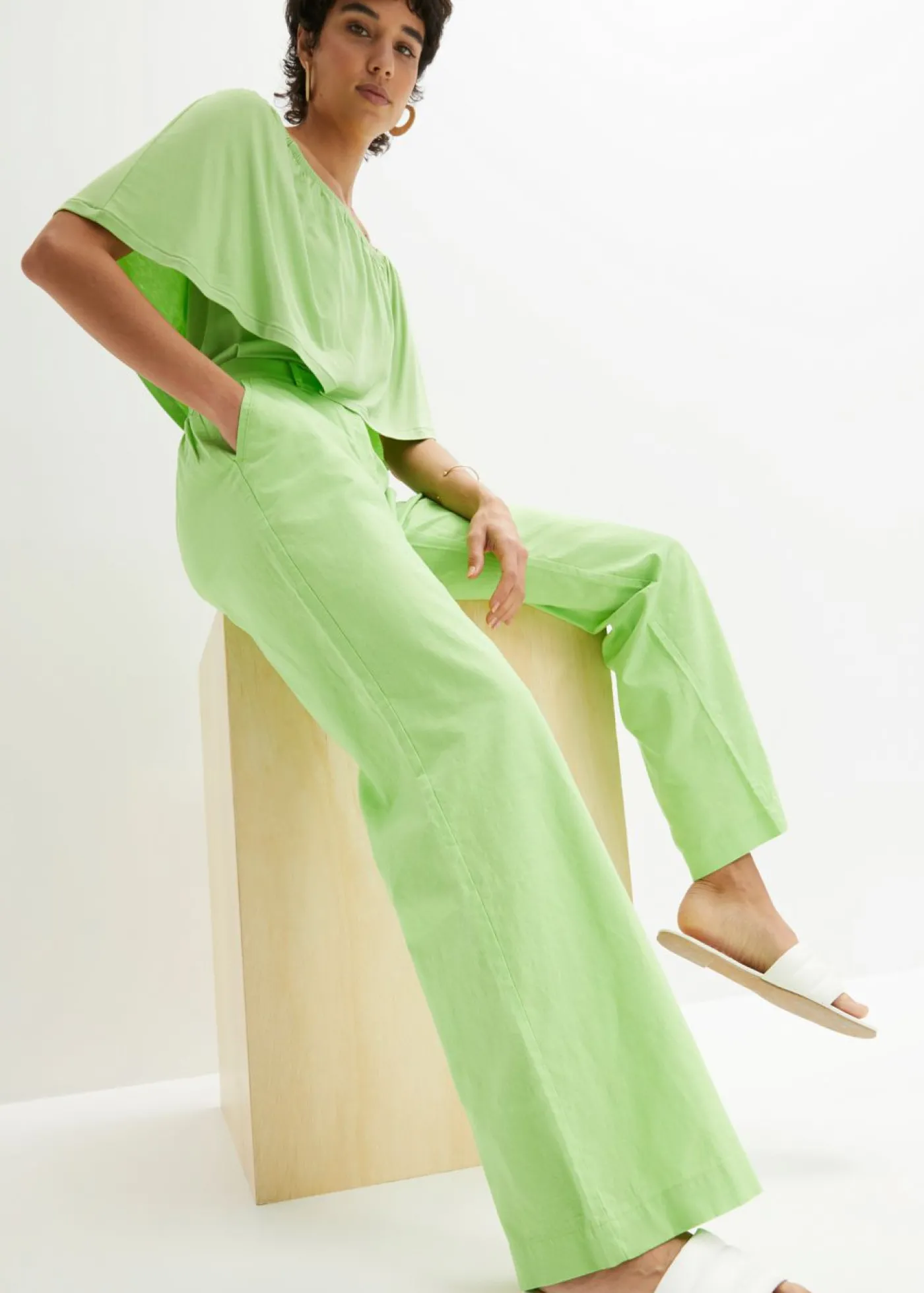bonprix bonprix Pantalón de mezcla de lino y algodón Verde apio Sale