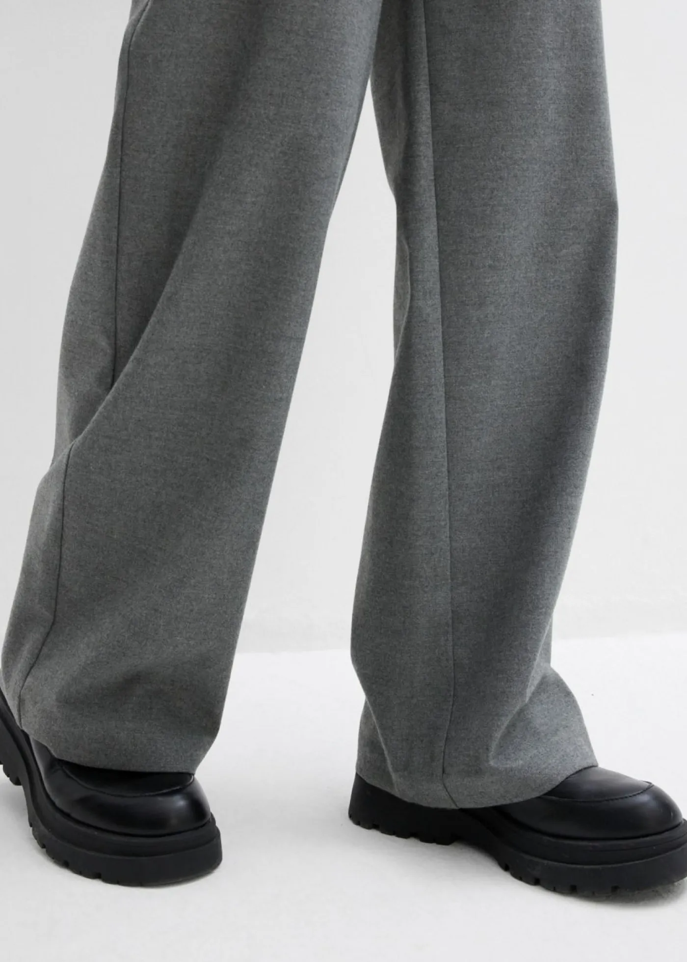 bonprix bonprix Pantalón de mezcla de viscosa Gris oscuro jaspeado Online