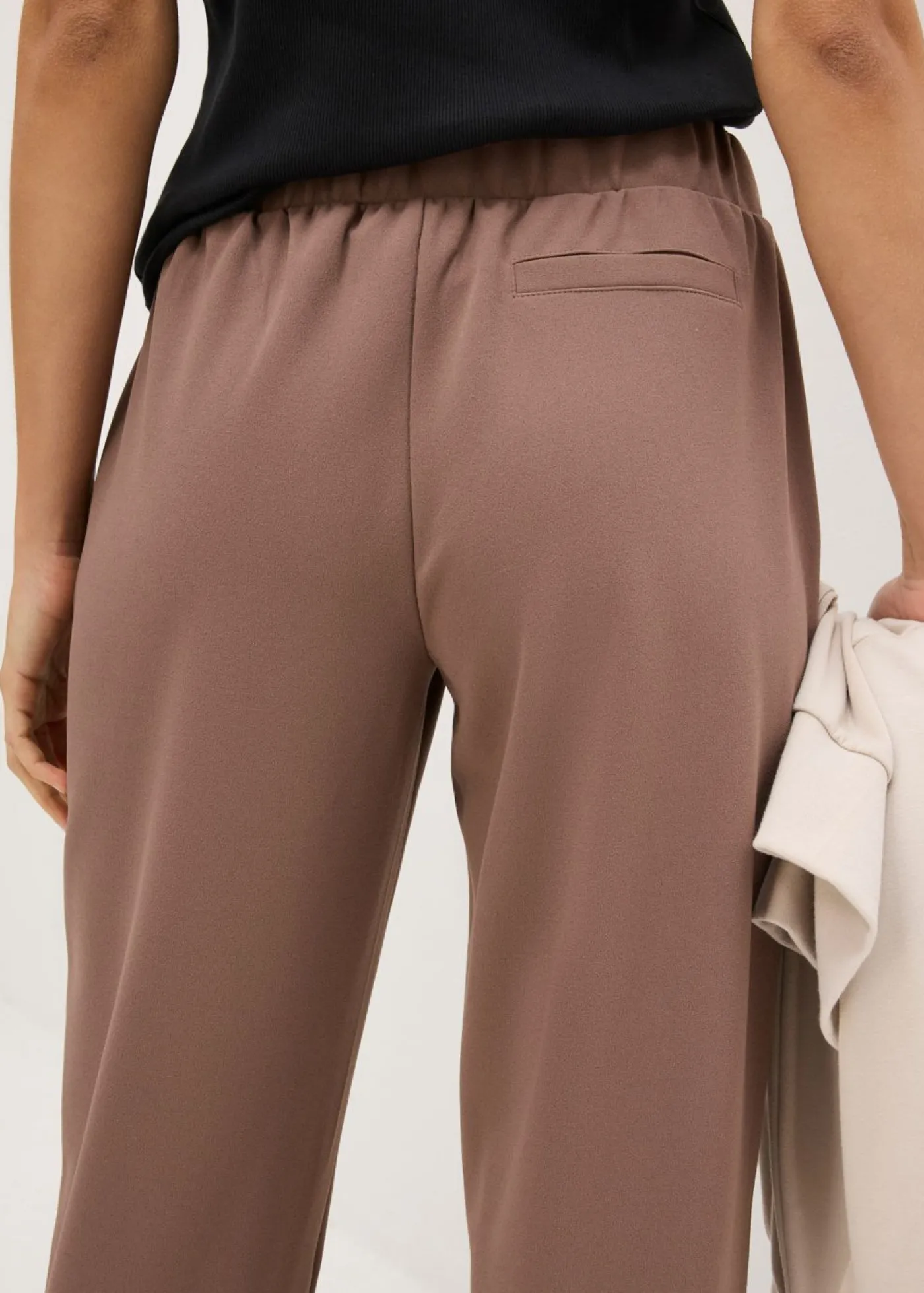 bonprix bonprix Pantalón de neopreno con cintura cómoda Marrón medio Outlet