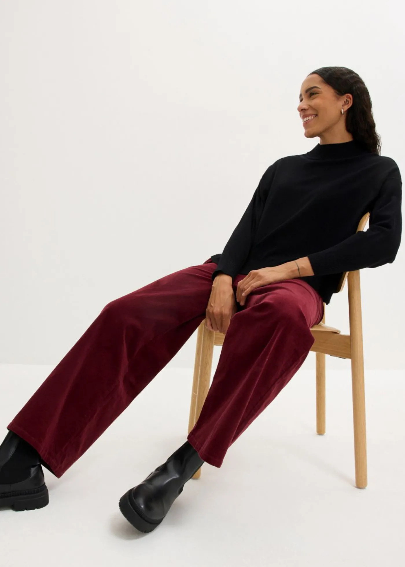 bonprix bonprix Pantalón de pana con cintura cómoda, high waist mora oscuro Online
