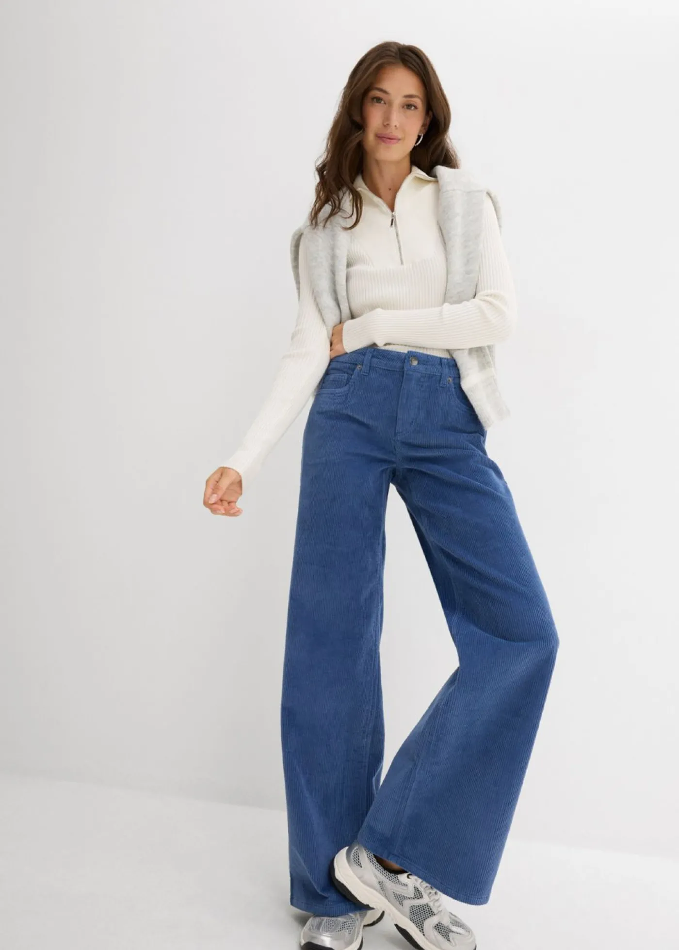 bonprix bonprix Pantalón de pana en mezcla de algodón elástico Azul vaquero Outlet