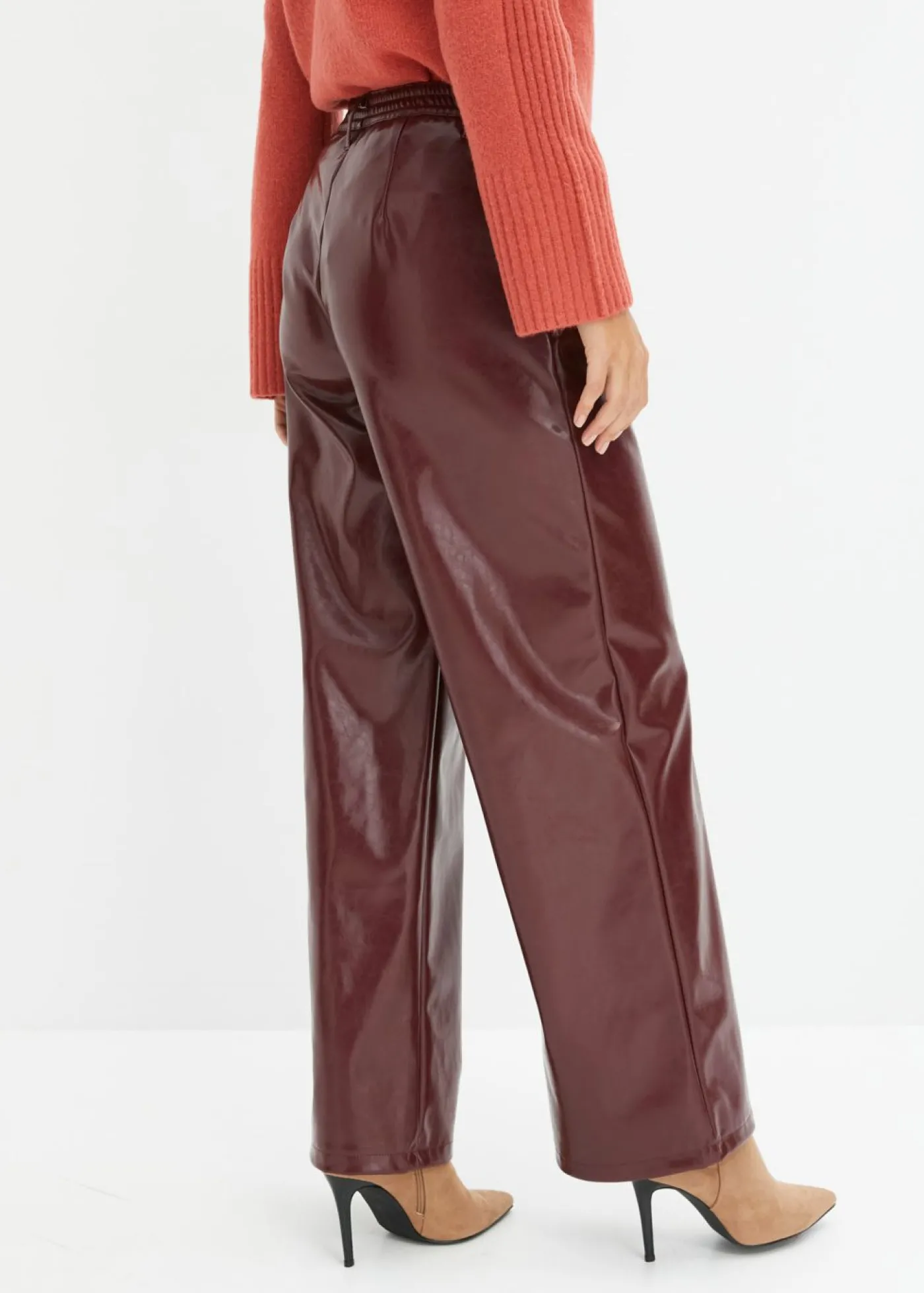 bonprix bonprix Pantalón de piel sintética Rojo rubí Best