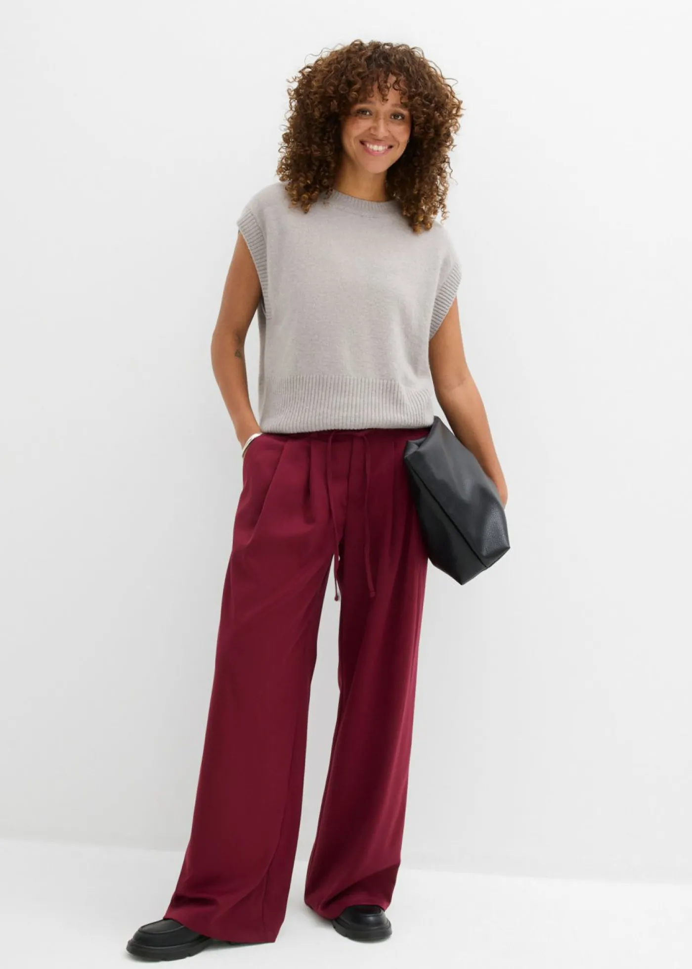 bonprix bonprix Pantalón de pinzas con cordón mora oscuro