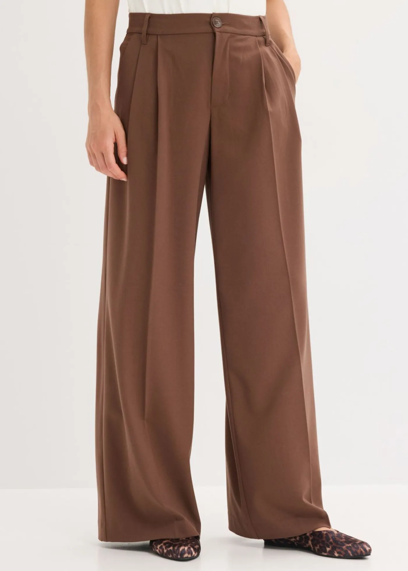 bonprix bonprix Pantalón de pinzas de mezcla de viscosa fluida marrón Outlet