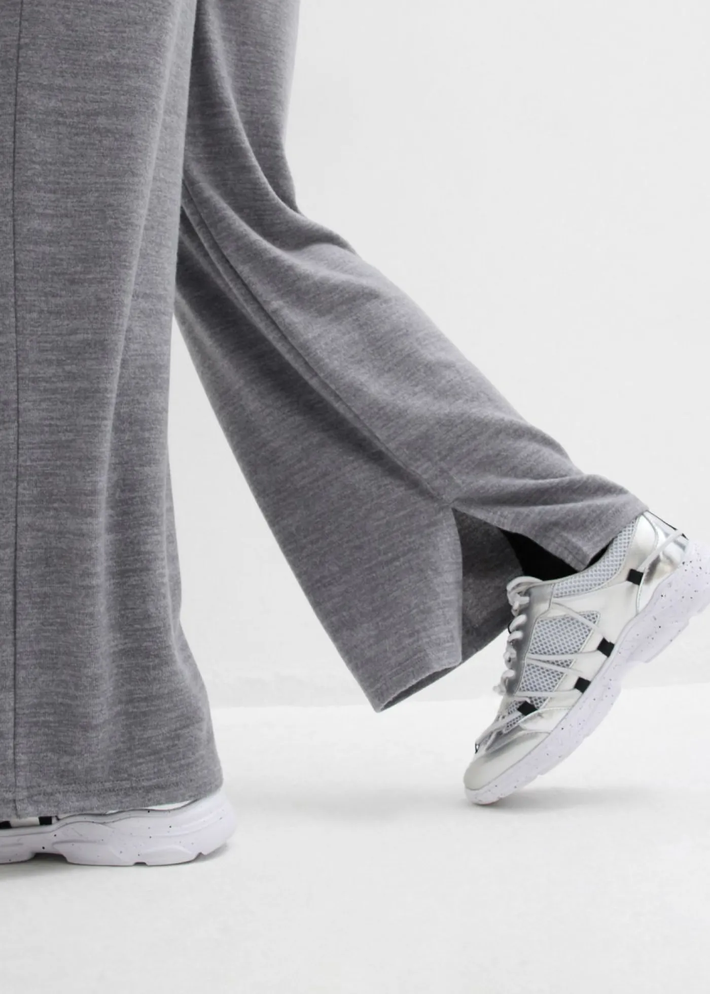 bonprix bonprix Pantalón de punto con aspecto de punto gris jaspeado moteado Sale