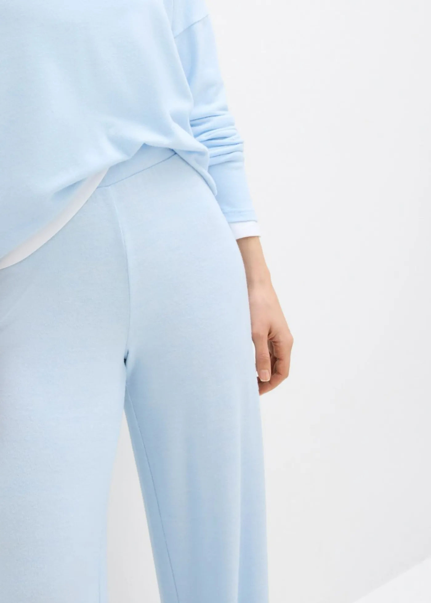 bonprix bonprix Pantalón de punto con aspecto de punto azul pálido moteado Sale