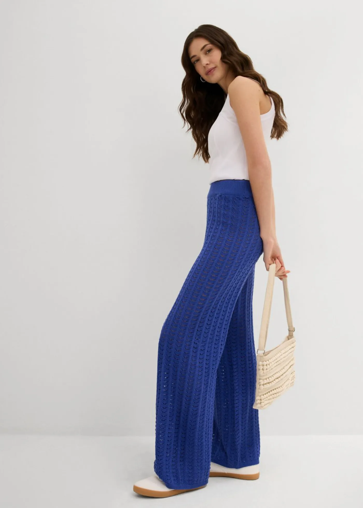 bonprix bonprix Pantalón de punto con patrón calado Azul zafiro Best