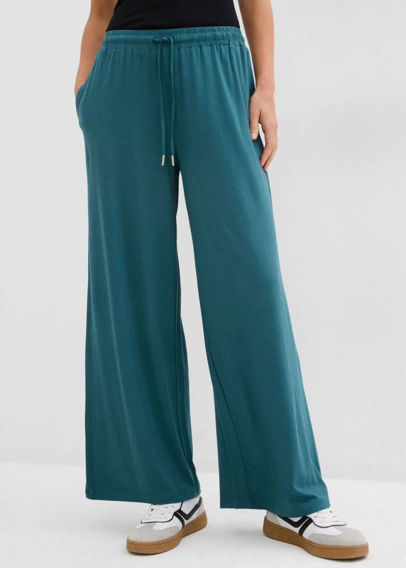 bonprix bonprix Pantalón de punto de viscosa fluida verde pimiento Sale