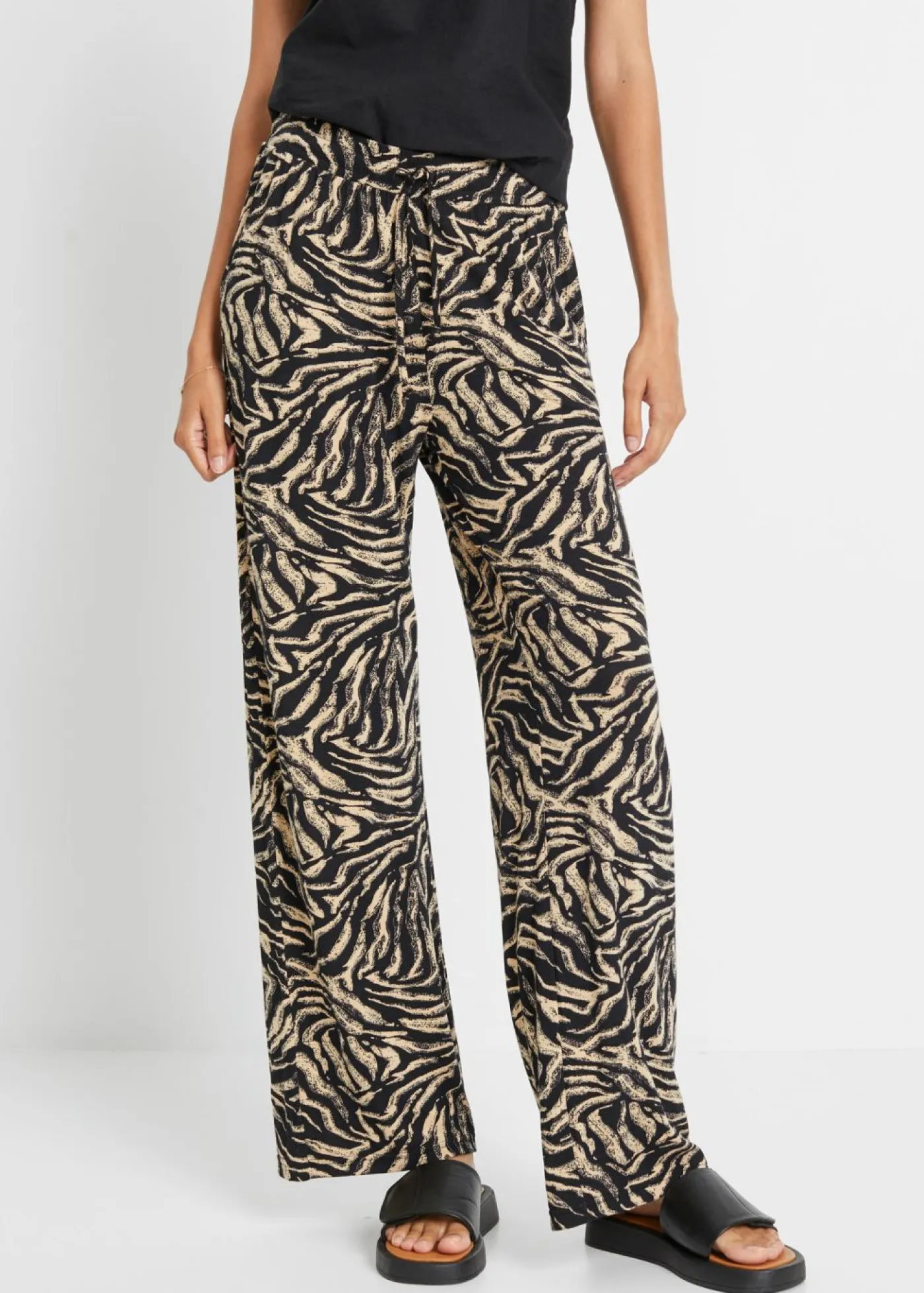 bonprix bonprix Pantalón de punto de viscosa fluida estampado cebra negro/café con leche Discount