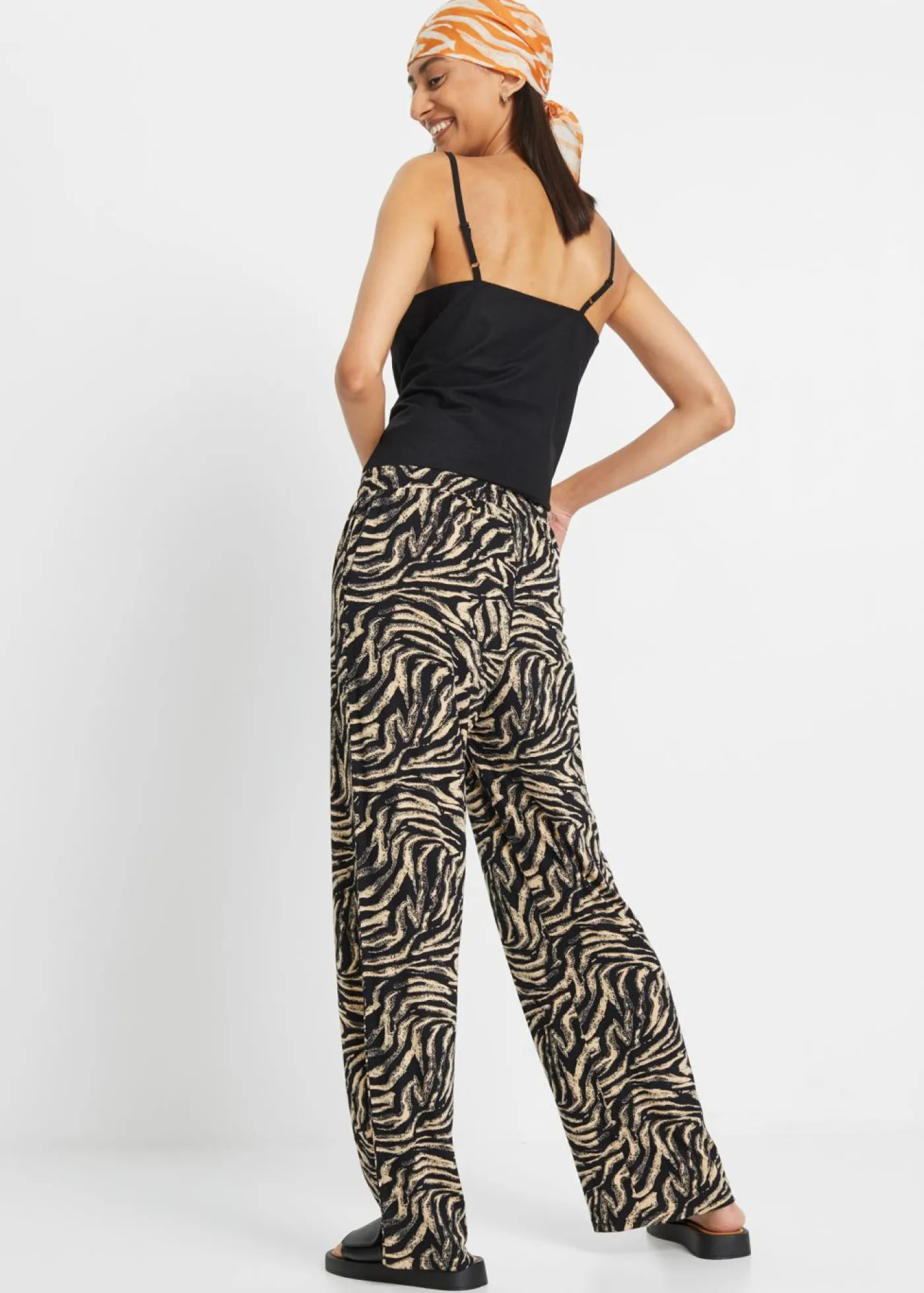 bonprix bonprix Pantalón de punto de viscosa fluida estampado cebra negro/café con leche Discount