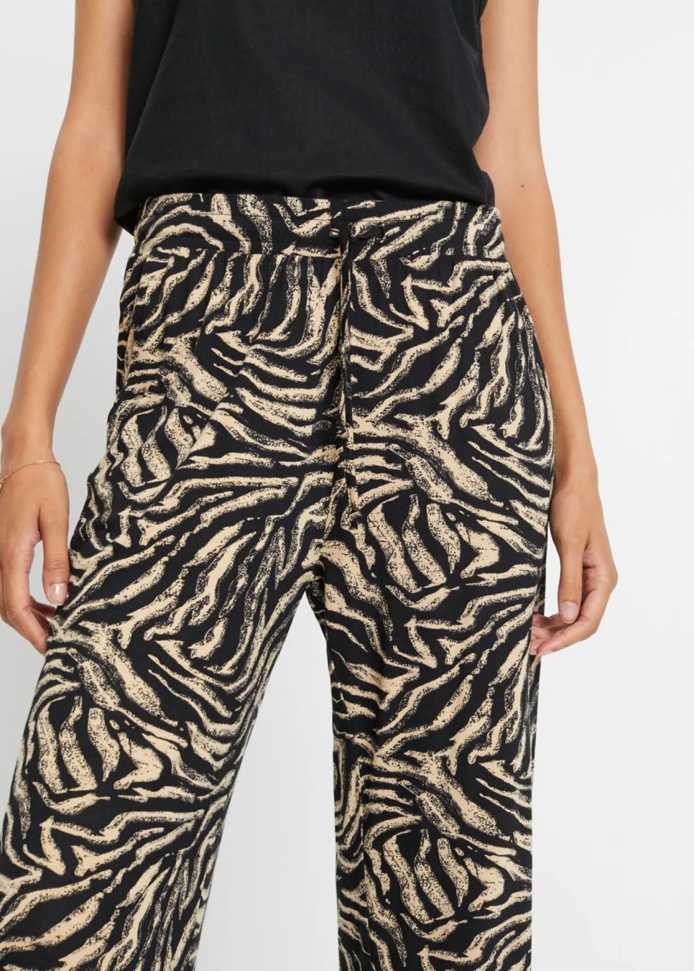 bonprix bonprix Pantalón de punto de viscosa fluida estampado cebra negro/café con leche Discount