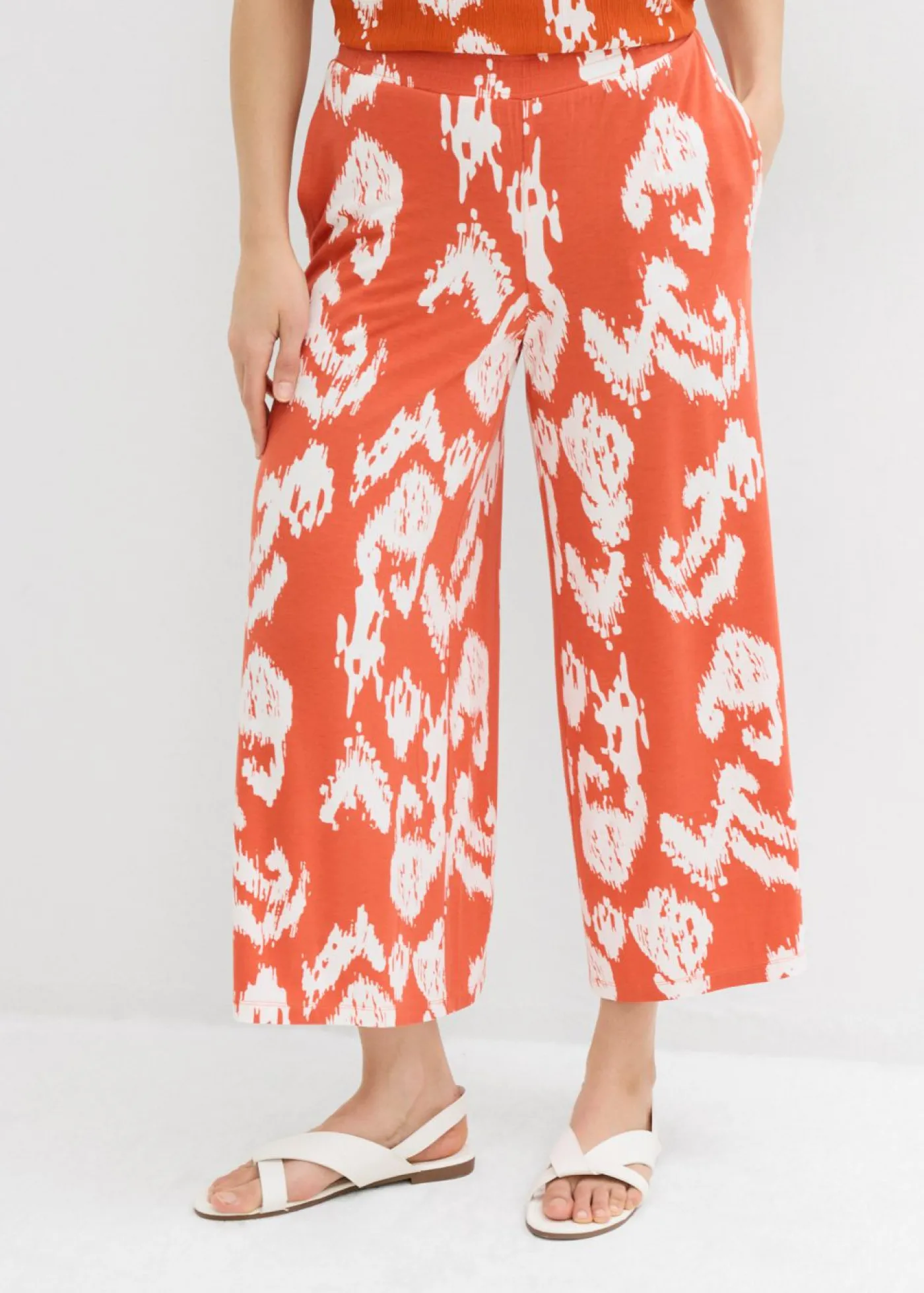 bonprix bonprix Pantalón de punto en mezcla de viscosa Cayena/blanco lana estampado Discount