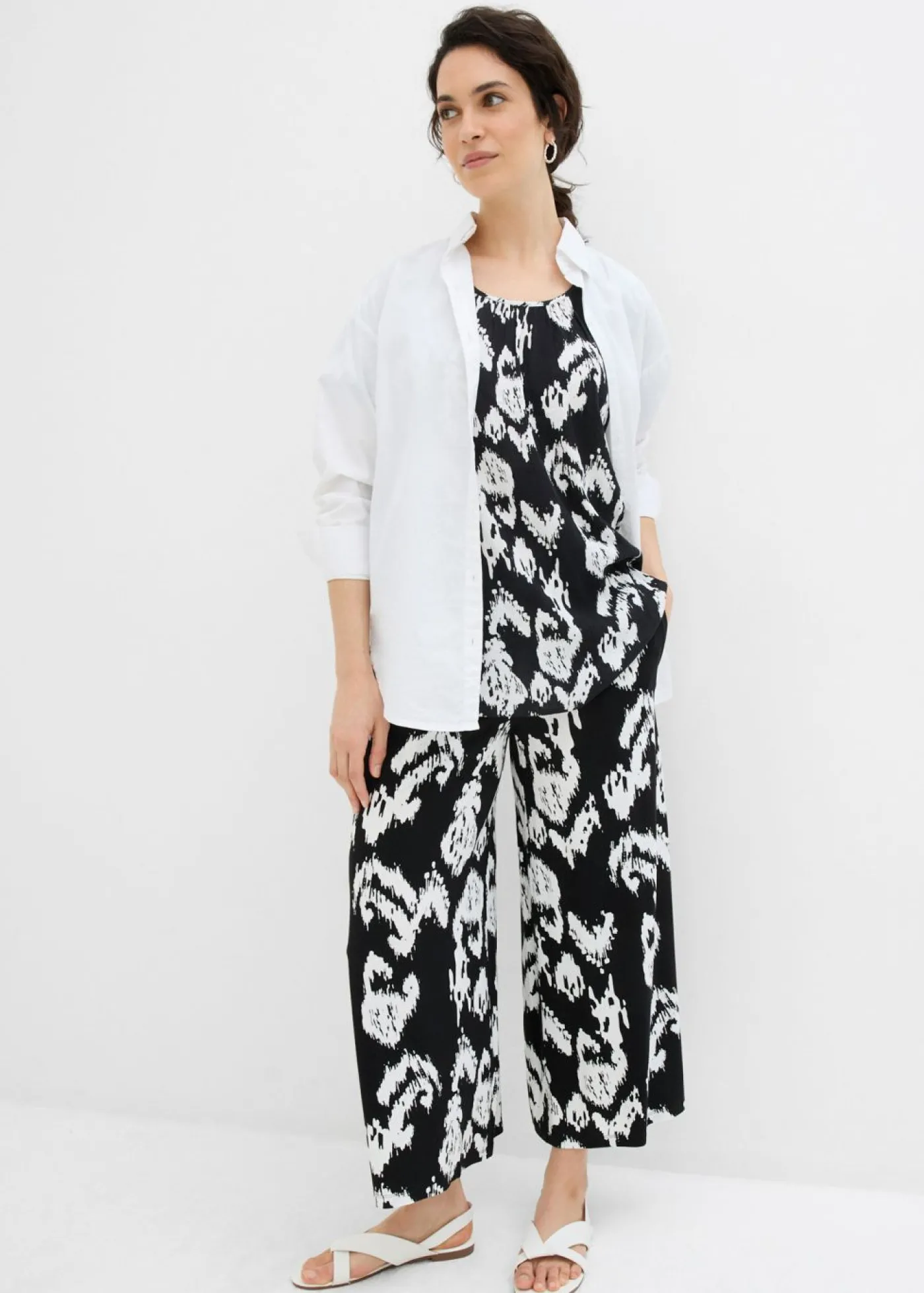 bonprix bonprix Pantalón de punto en mezcla de viscosa Negro-blanco lana estampado Sale
