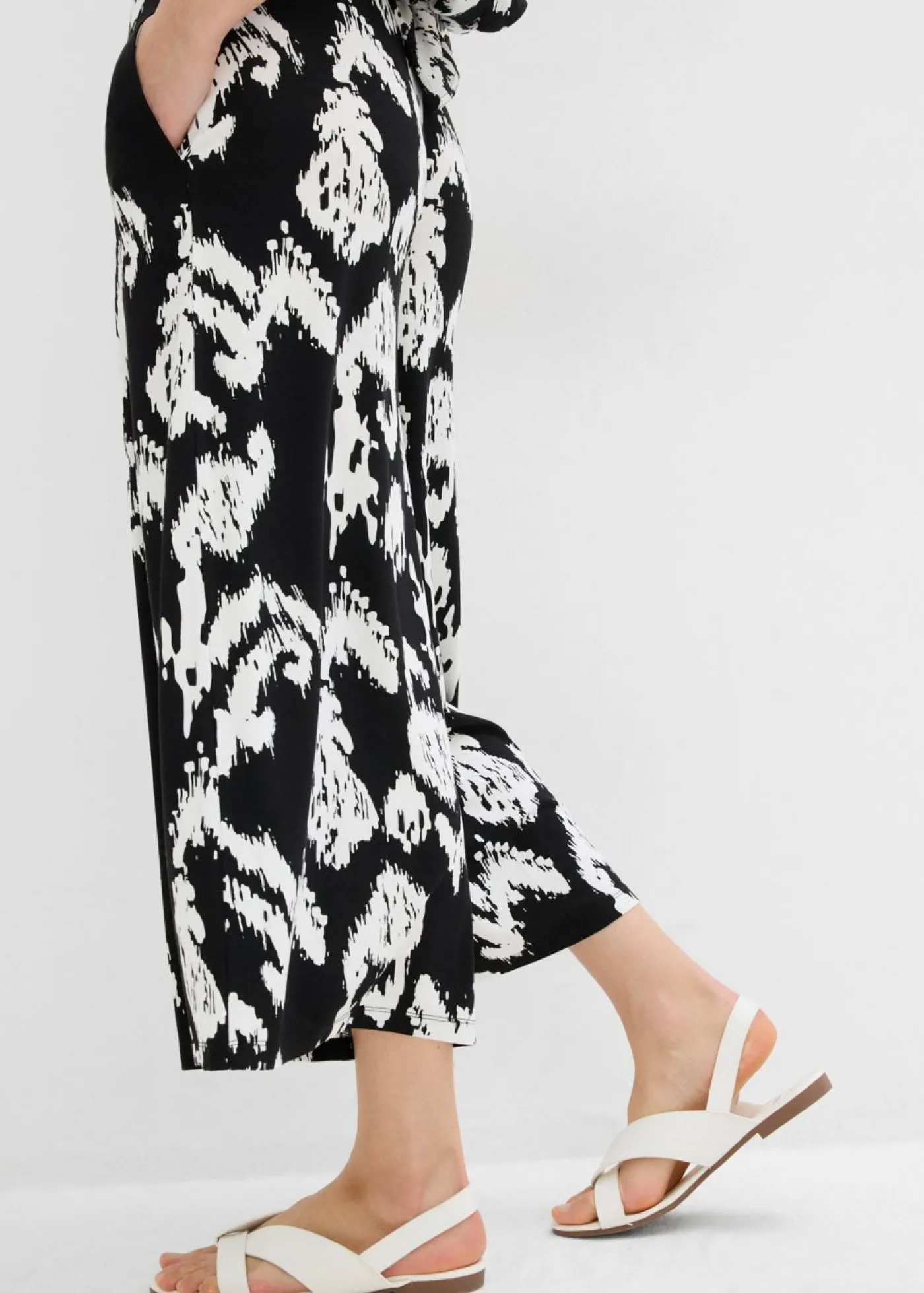 bonprix bonprix Pantalón de punto en mezcla de viscosa Negro-blanco lana estampado Sale