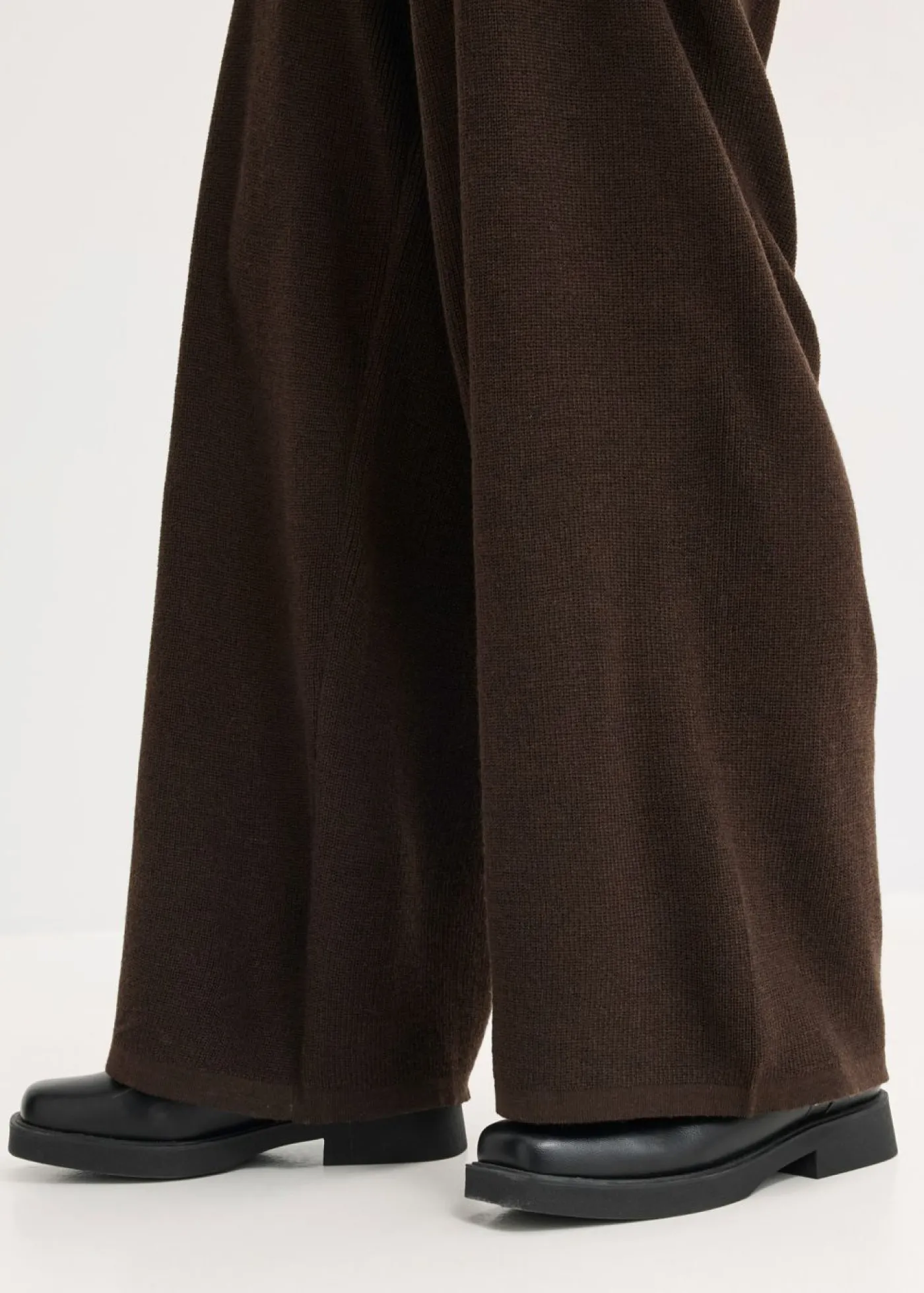 bonprix bonprix Pantalón de punto fino marrón oscuro moteado Online