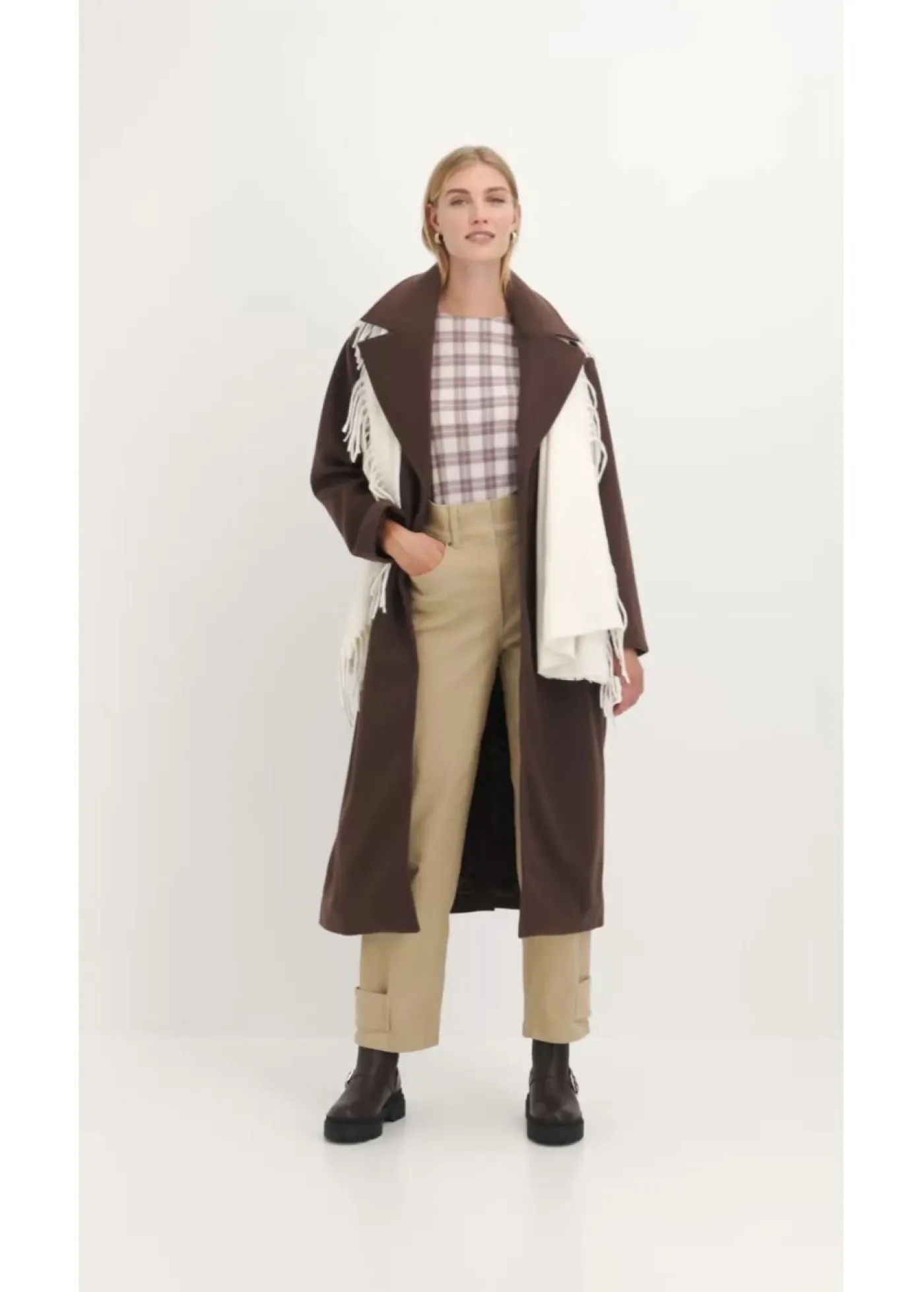 bonprix bonprix Pantalón de sarga con cintura alta Caqui claro Outlet