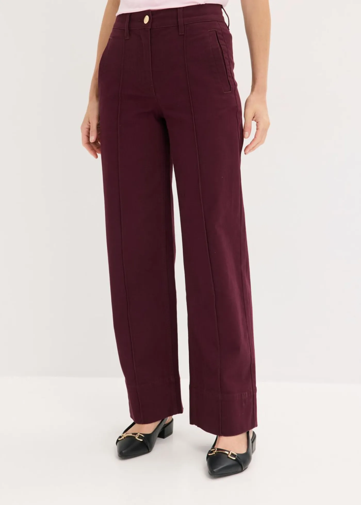 bonprix bonprix Pantalón de sarga con ribete y bolsillo rojo burdeos Hot