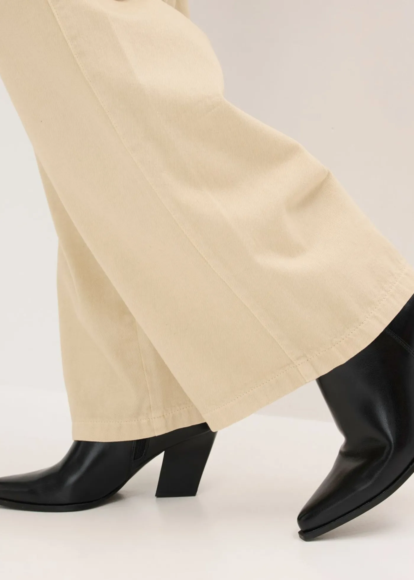 bonprix bonprix Pantalón de sarga de algodón puro Arena claro Outlet