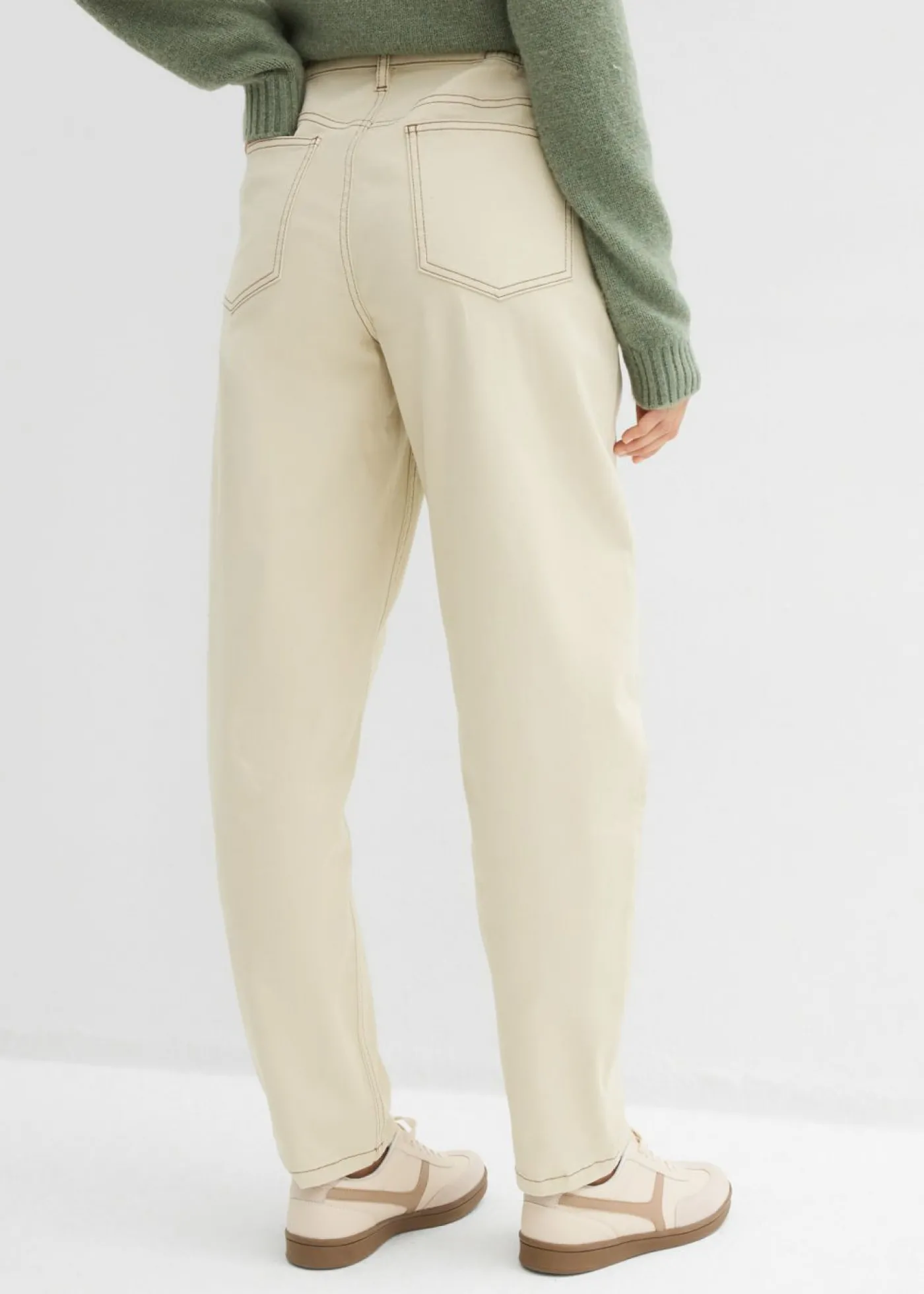 bonprix bonprix Pantalón de sarga tipo barrel Arena claro New