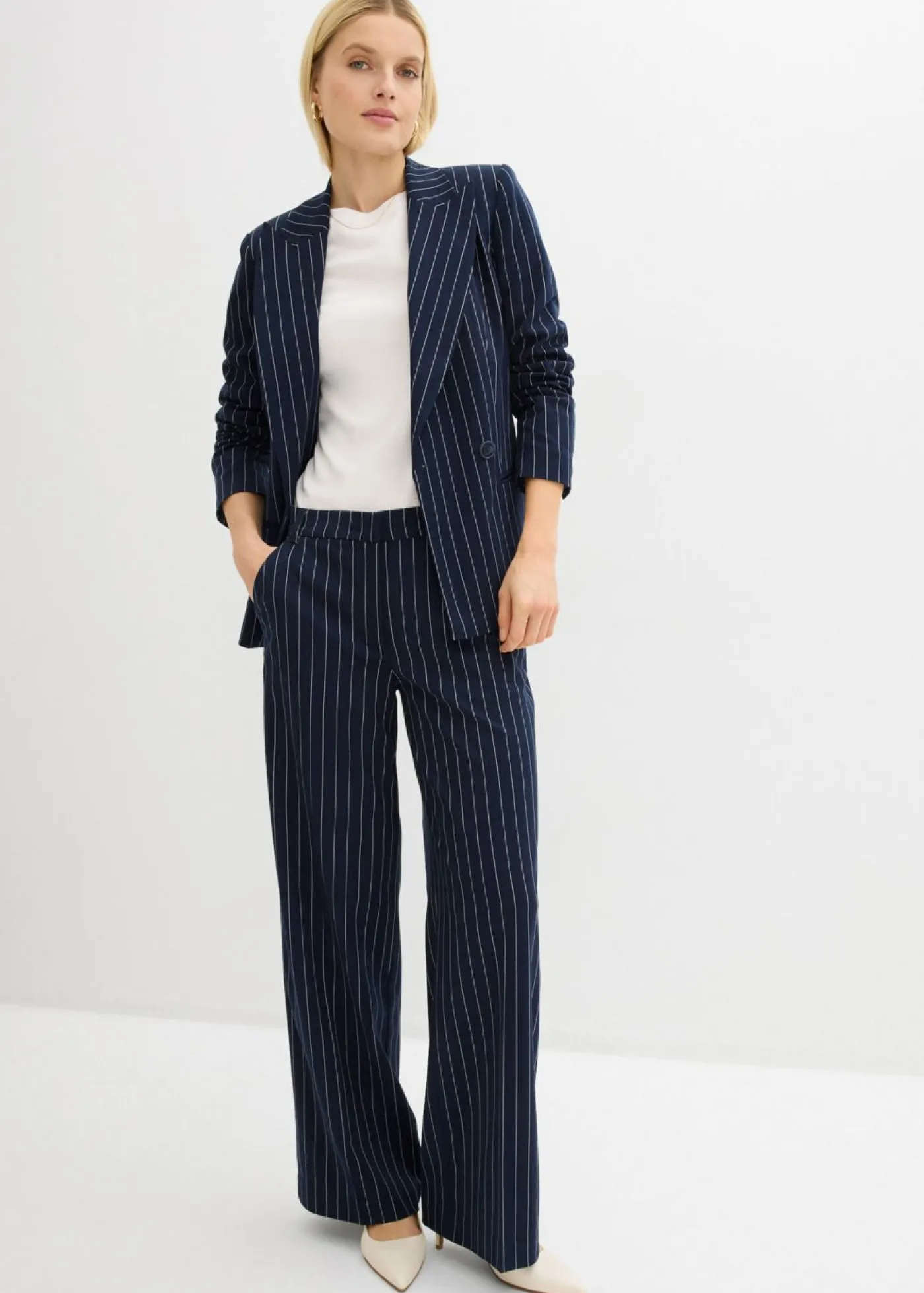 bonprix bonprix Pantalón de traje con rayas azul marino/blanco lana con rayas