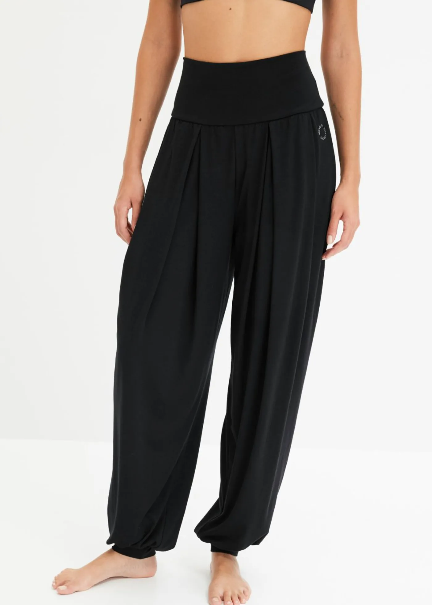bonprix bonprix Pantalón deportivo ancho con cintura doblada Negro New