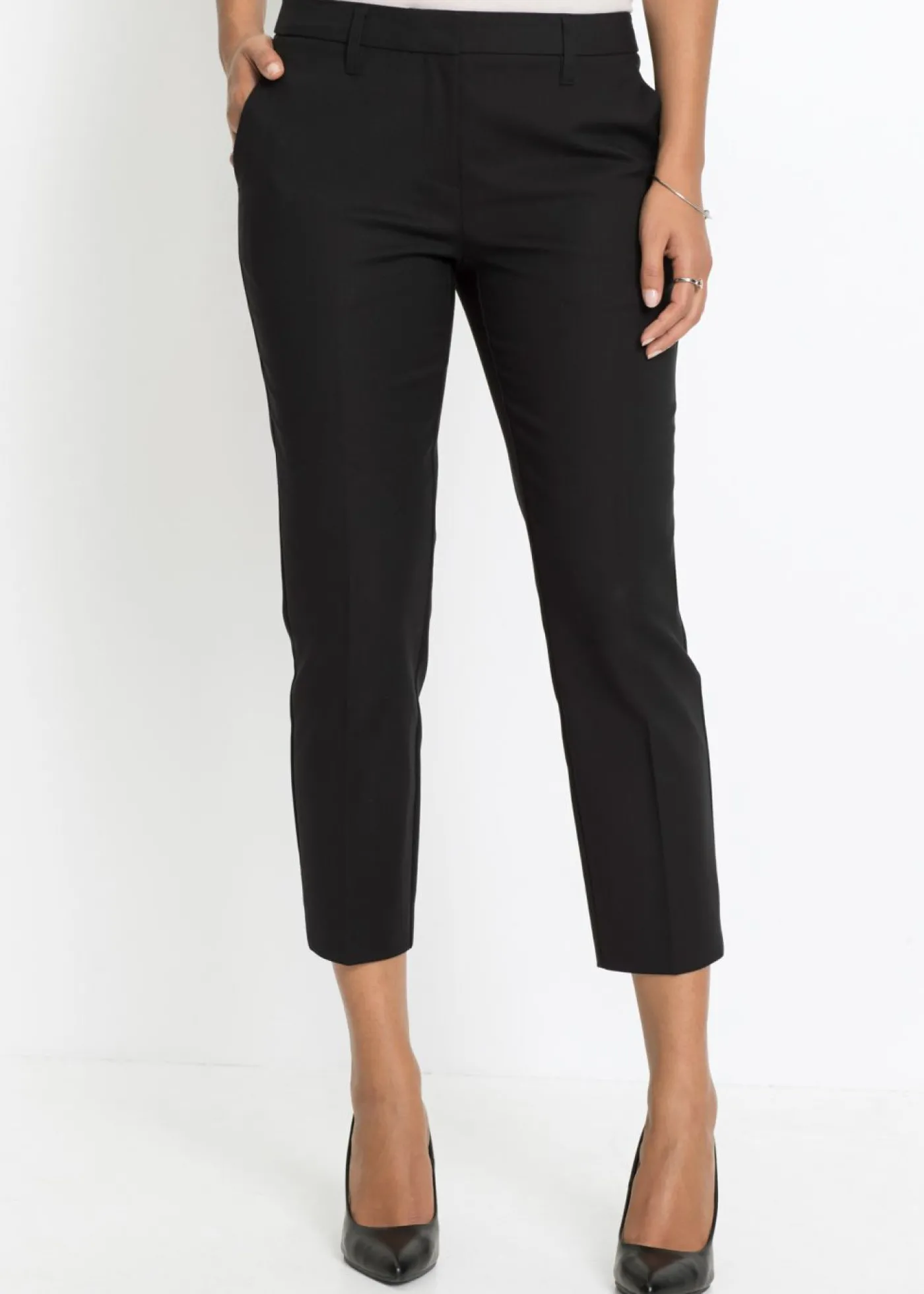 bonprix bonprix Pantalón ejecutivo de largo capri Negro Best