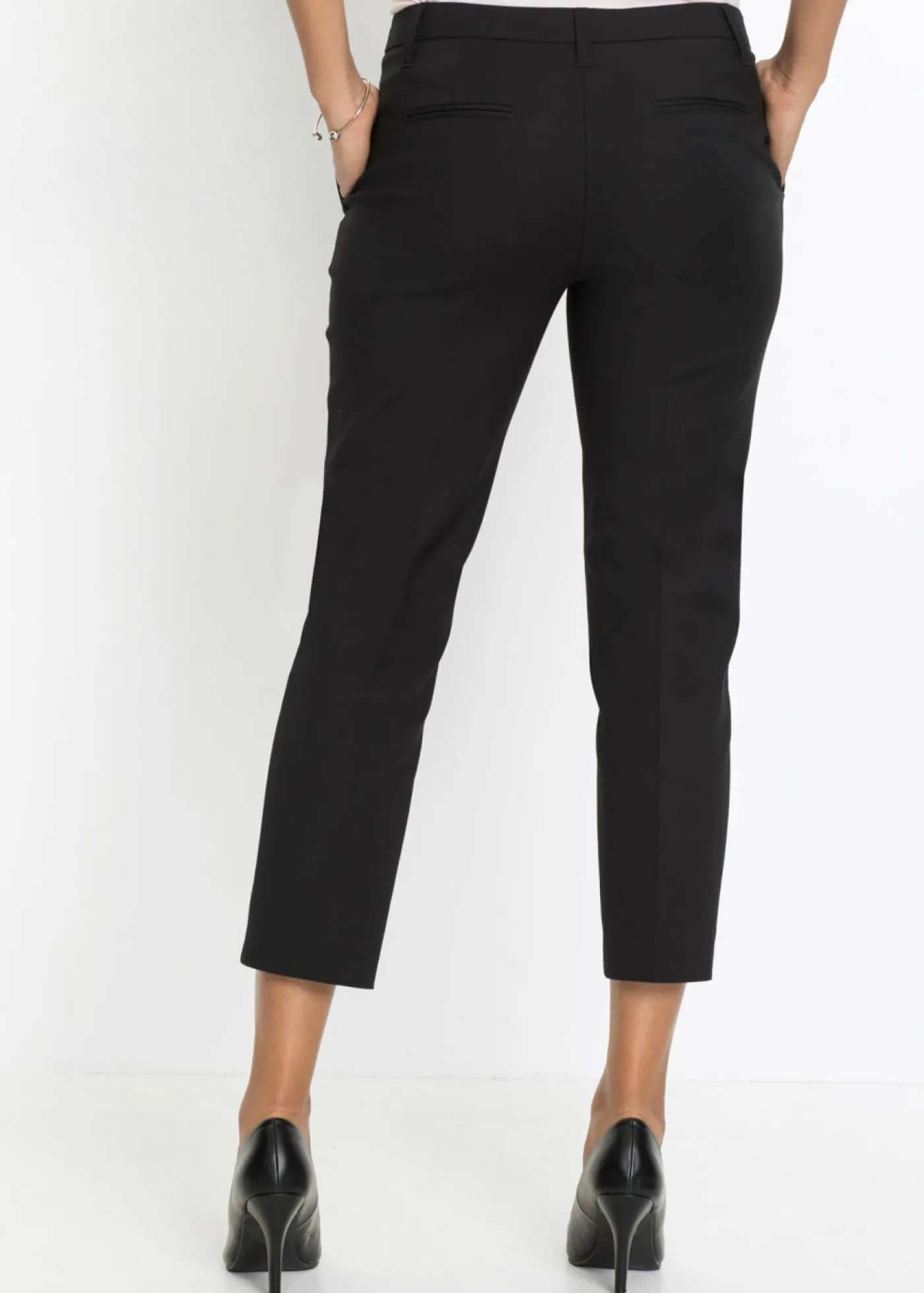 bonprix bonprix Pantalón ejecutivo de largo capri Negro Best