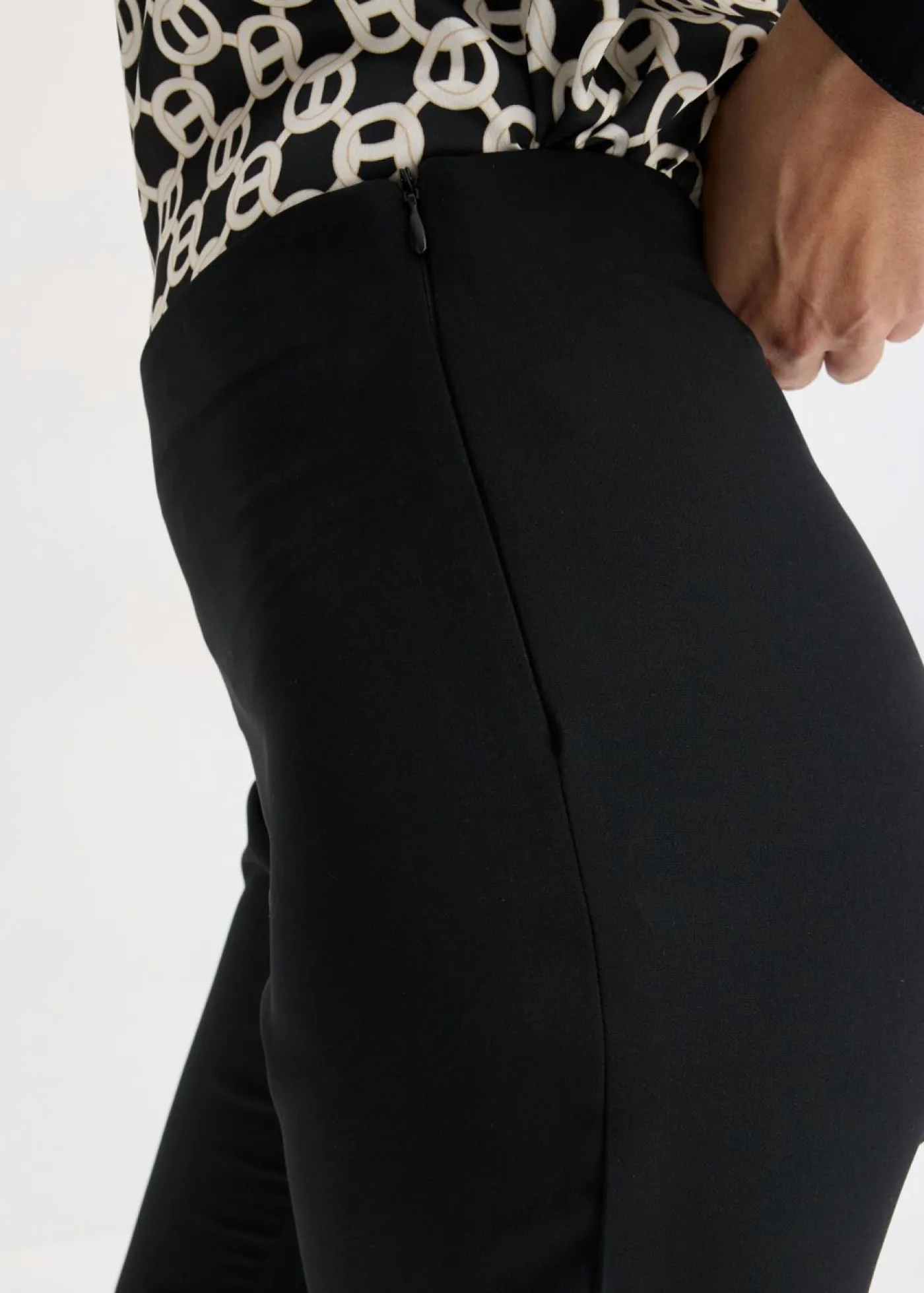 bonprix bonprix Pantalón elástico Negro