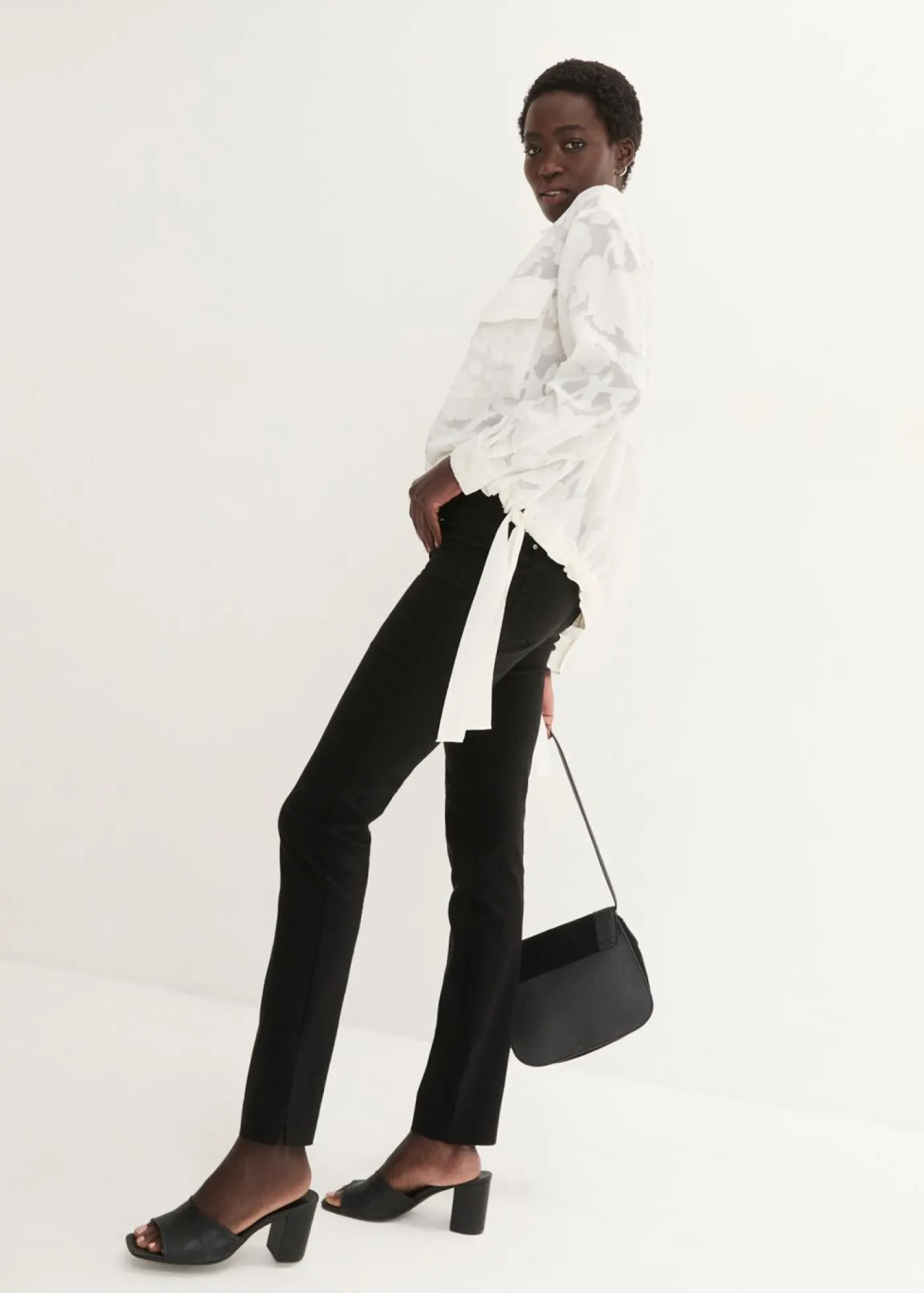 bonprix bonprix Pantalón elástico con cintura antideslizante Negro