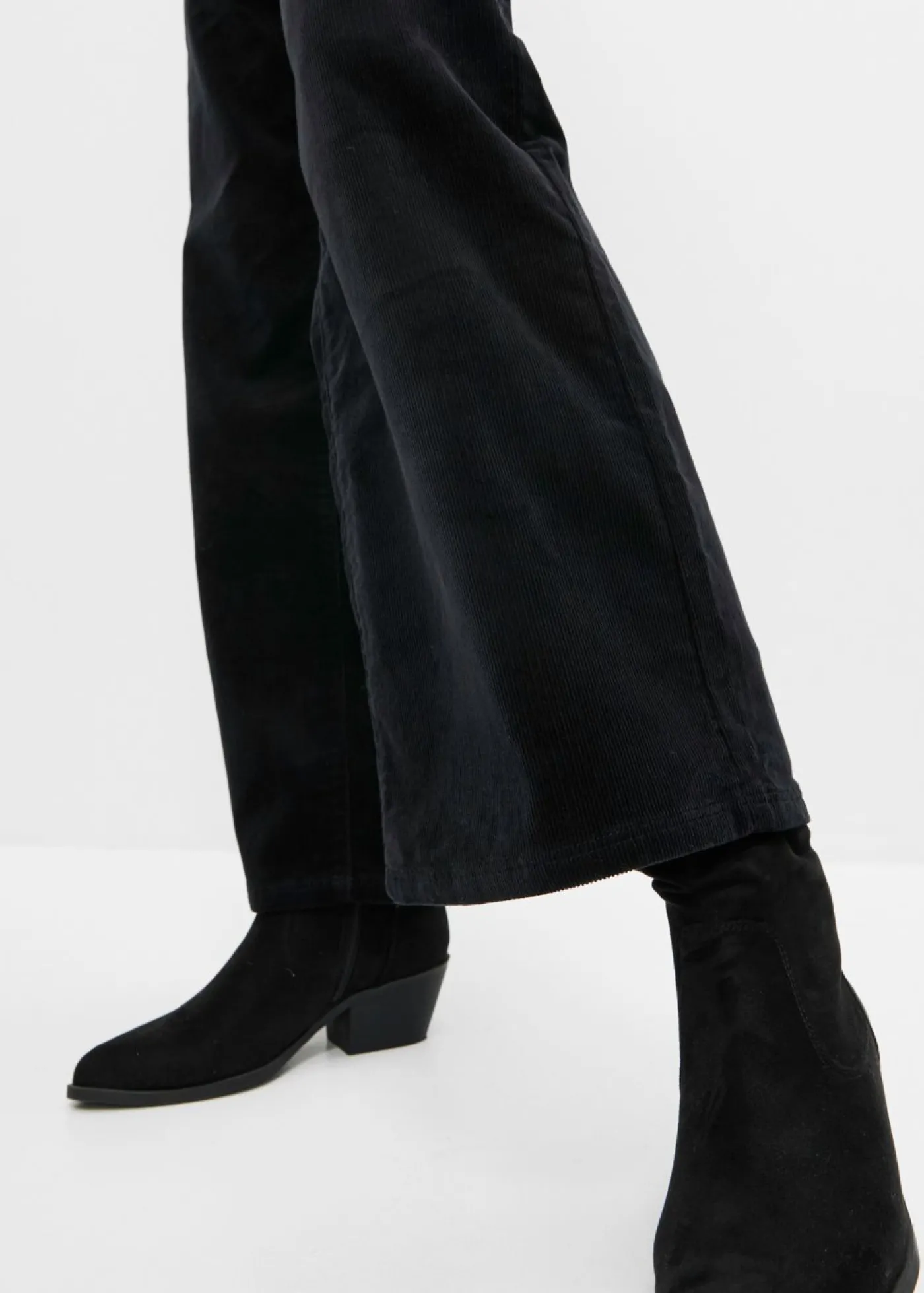 bonprix bonprix Pantalón estilo Marlene de pana Negro New