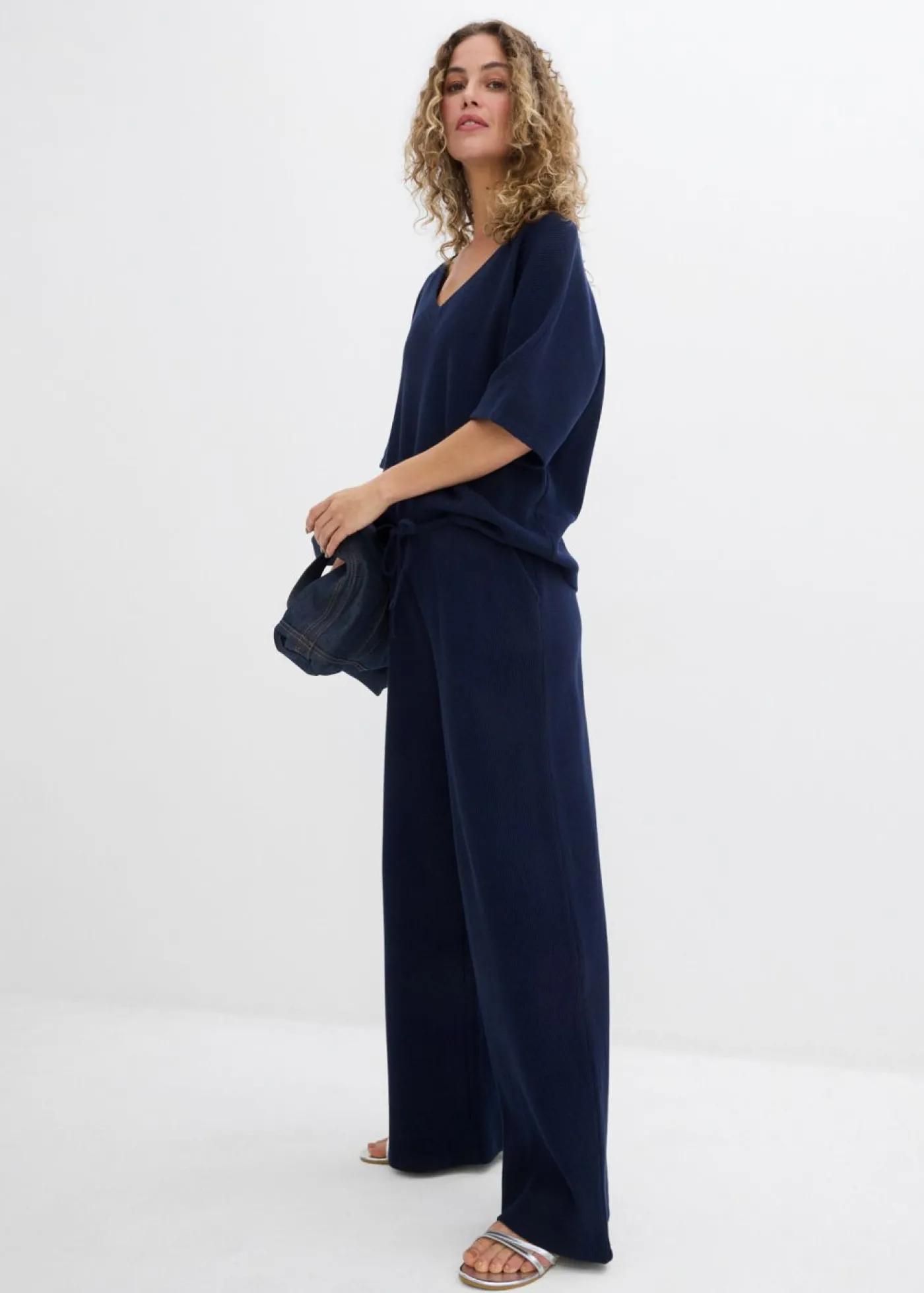 bonprix bonprix Pantalón estructurado de algodón puro Azul marino Discount