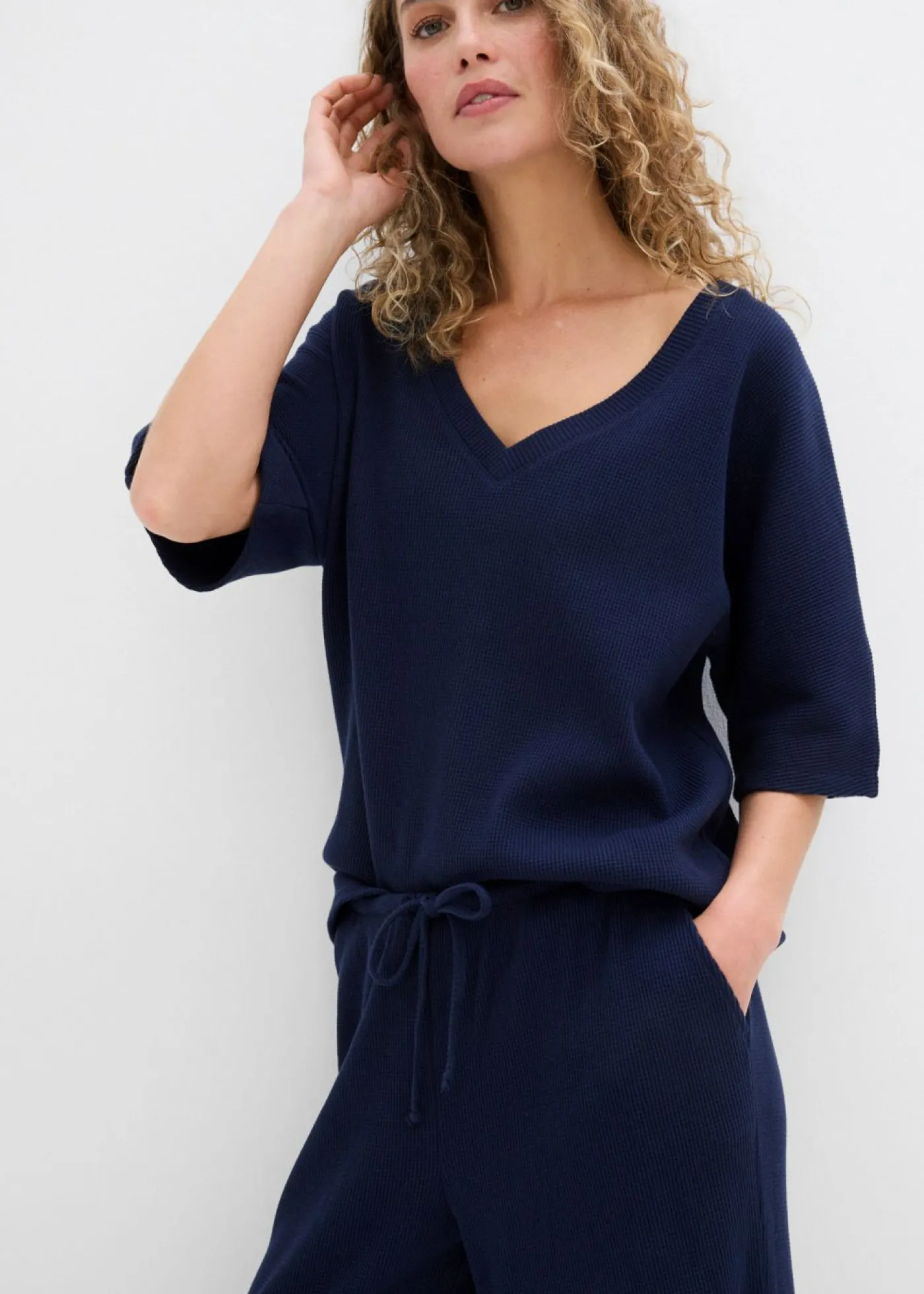bonprix bonprix Pantalón estructurado de algodón puro Azul marino Discount