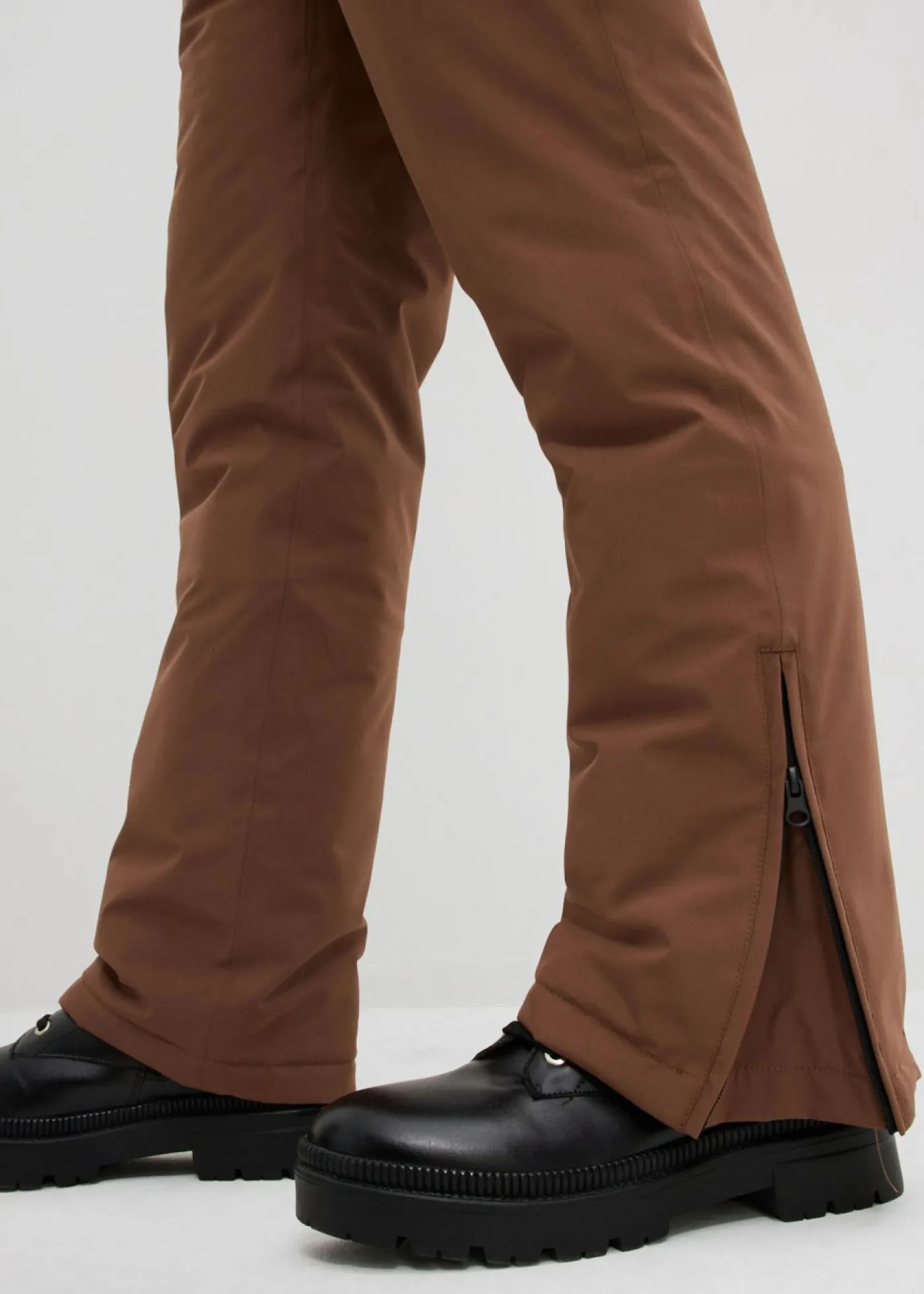 bonprix bonprix Pantalón impermeable de esquí Marrón claro Hot