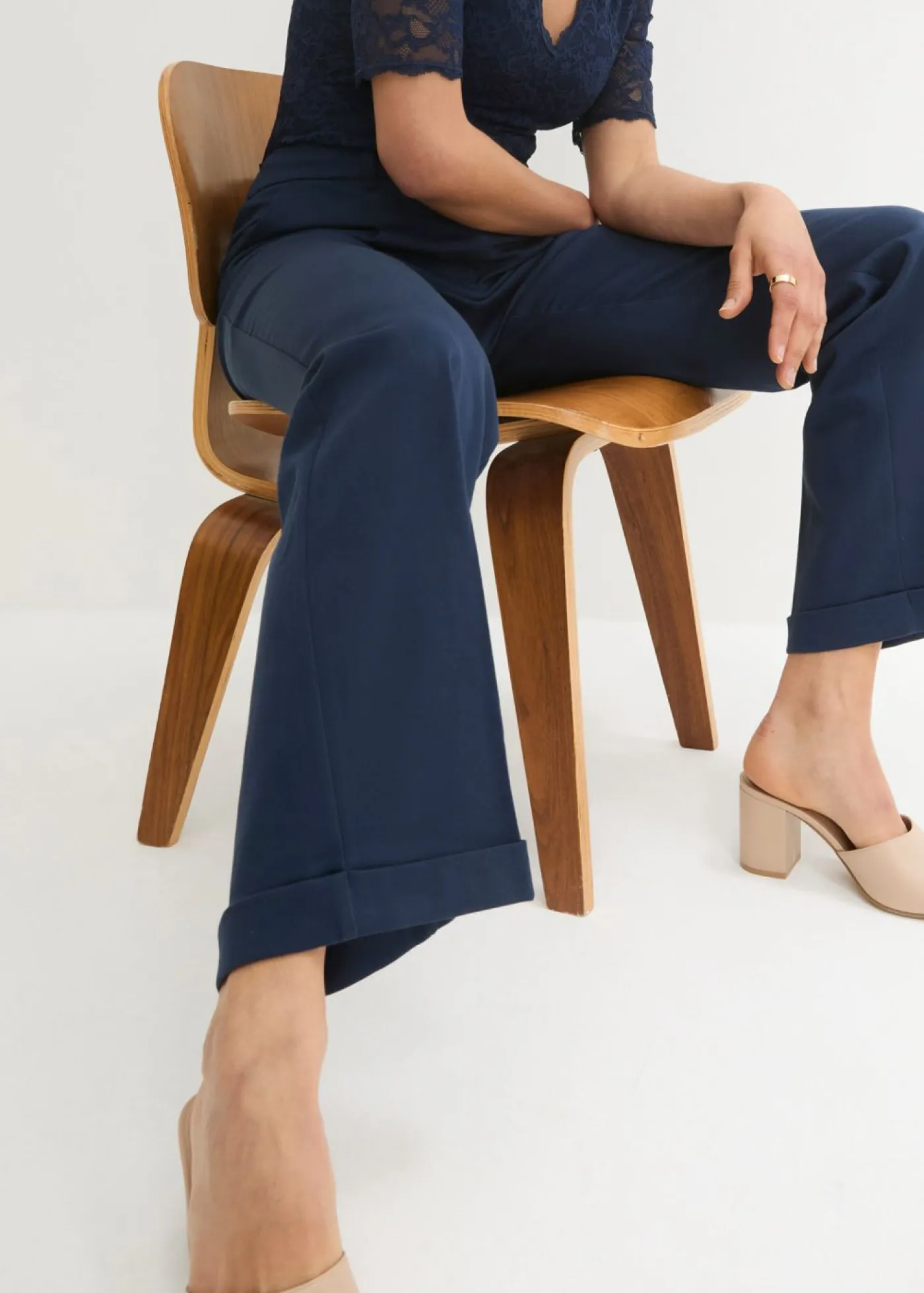bonprix bonprix Pantalón Marlene Azul marino Clearance