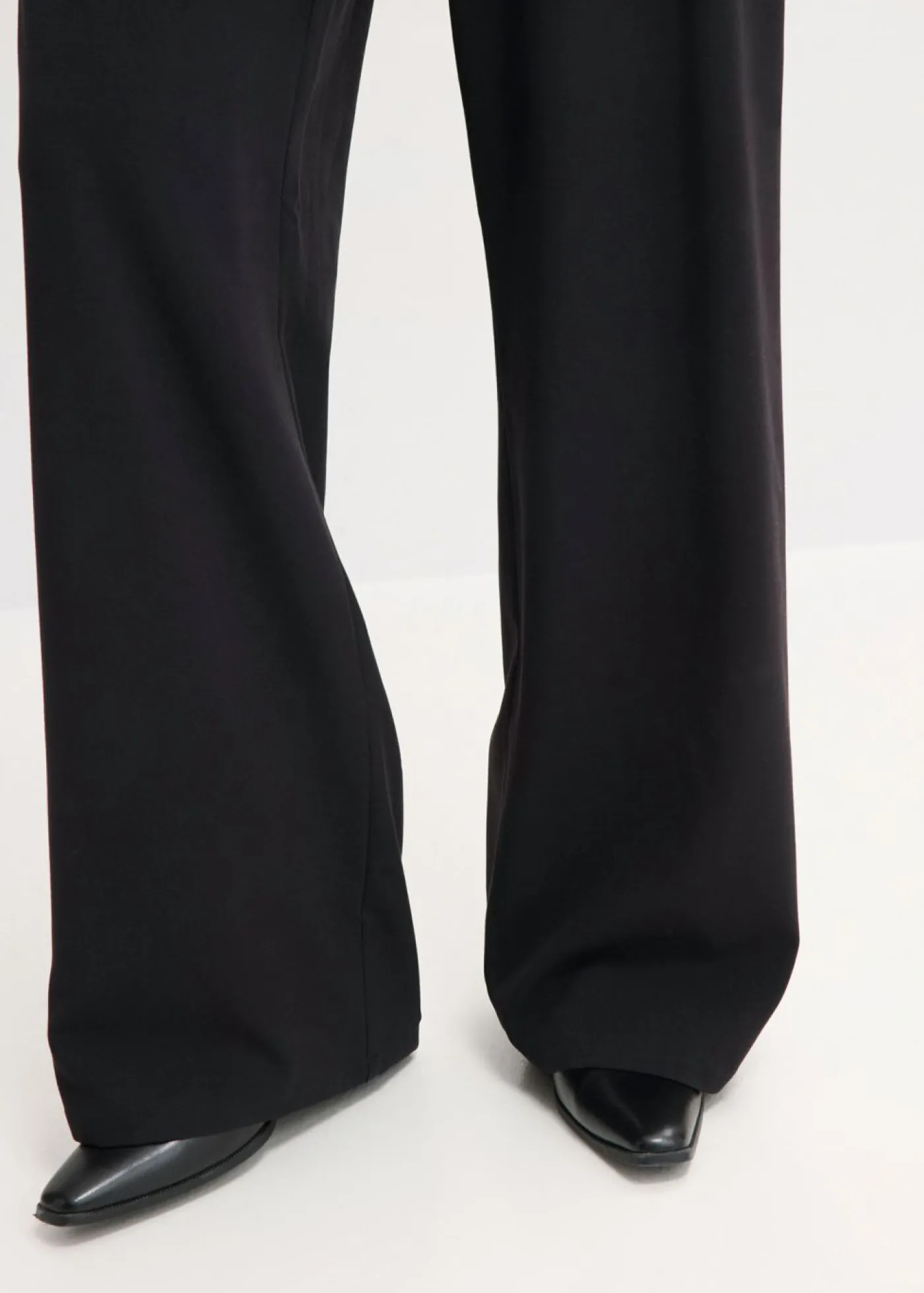 bonprix bonprix Pantalón Marlene con cintura elástica Negro Online