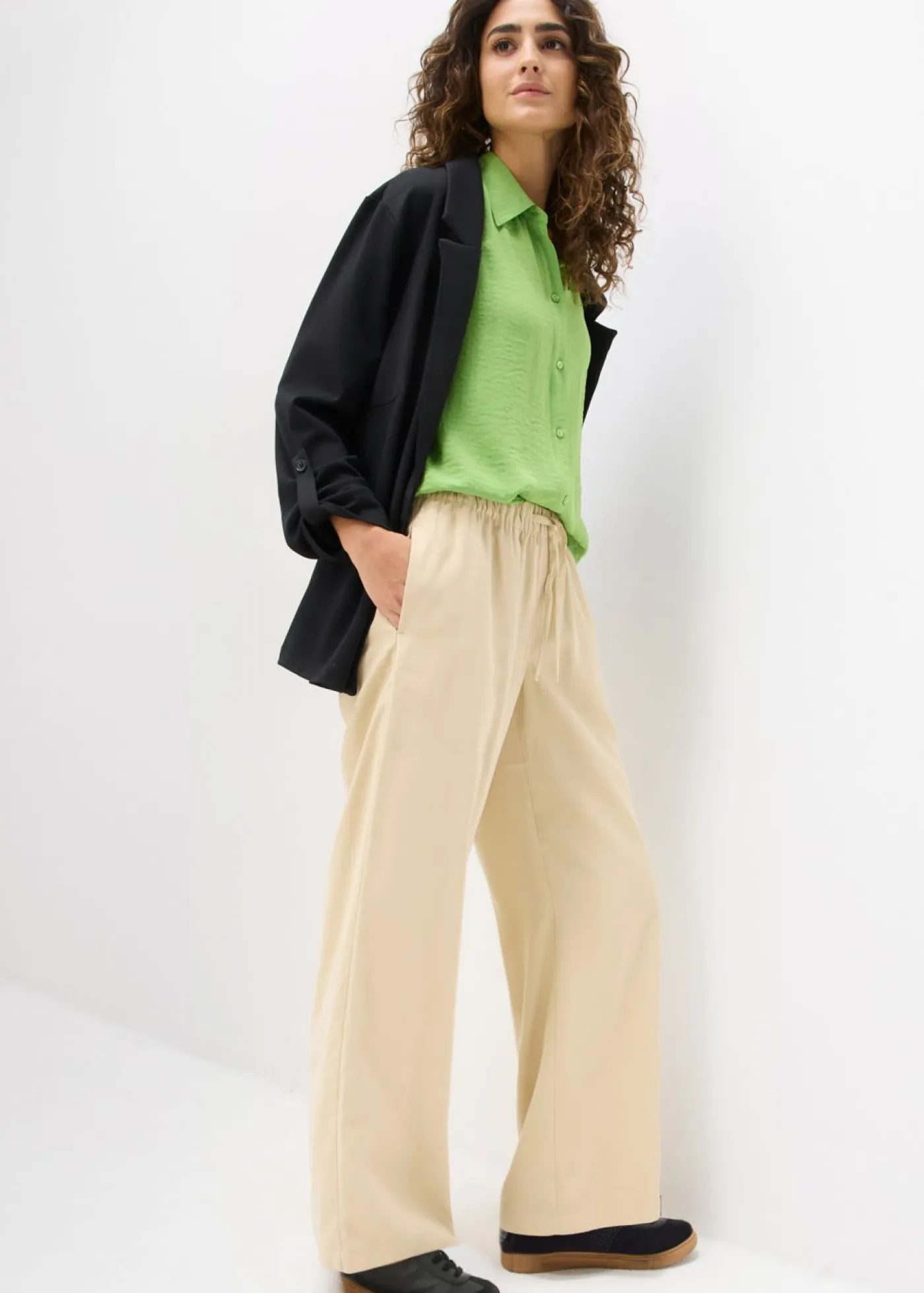 bonprix bonprix Pantalón Marlene de viscosa fluida Beige verdoso Discount