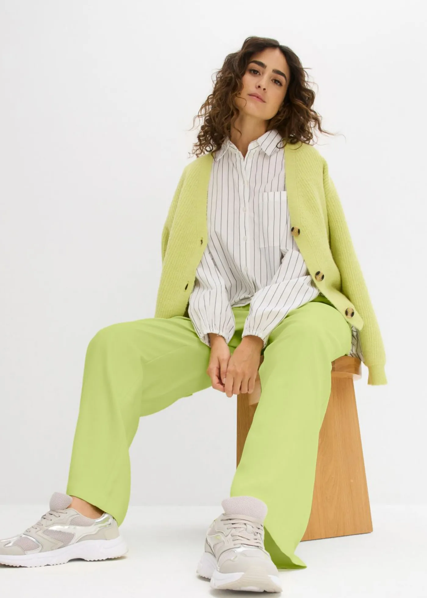 bonprix bonprix Pantalón Marlene de viscosa fluida Verde menta Best