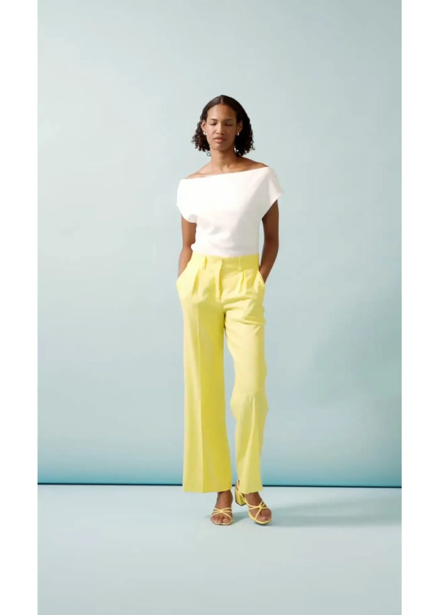 bonprix bonprix Pantalón palazzo de mezcla de lino Amarillo suave Best